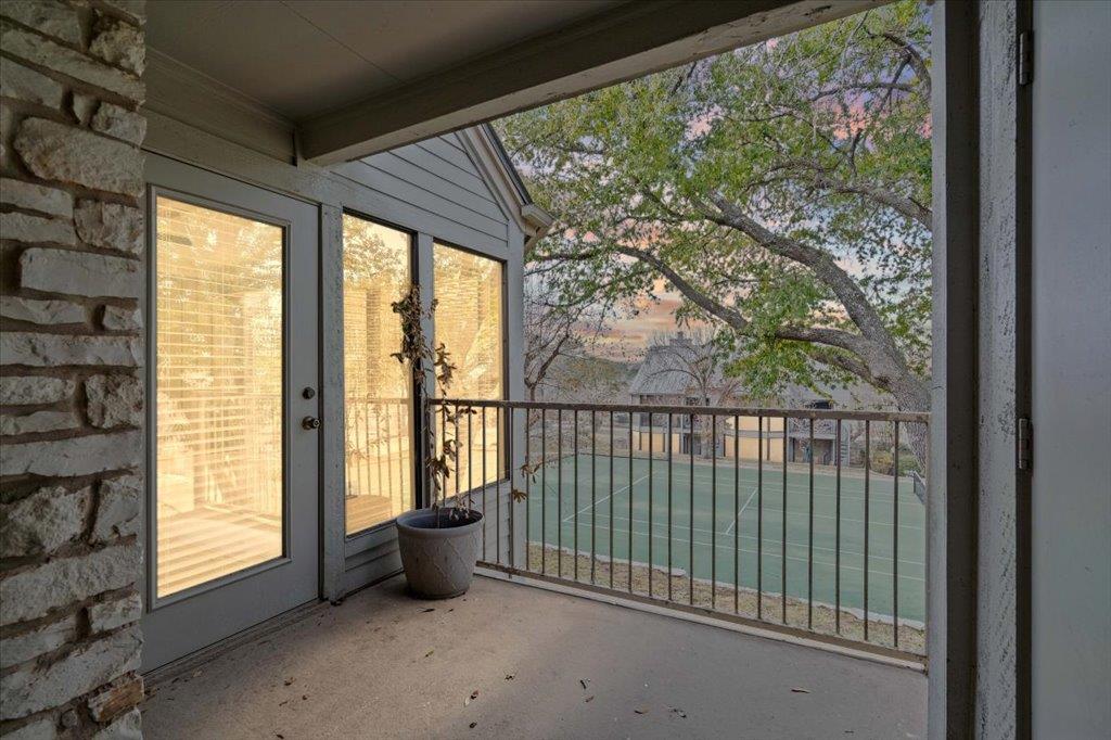 143 World Of Tennis Sq # D143, Lakeway, TX 78738