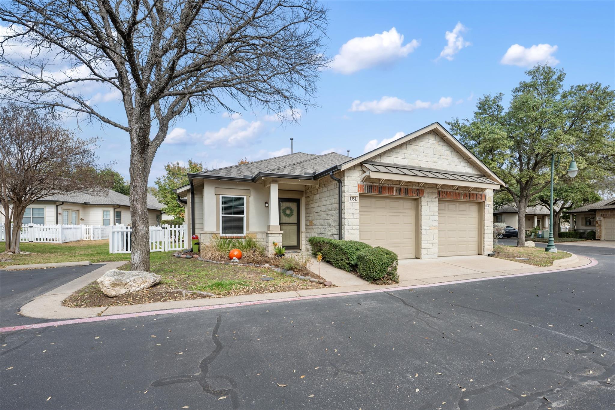 6801 Beckett Rd # 135L, Austin, TX 78749