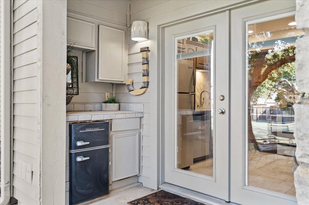 176 World Of Tennis Sq, Lakeway, TX 78734