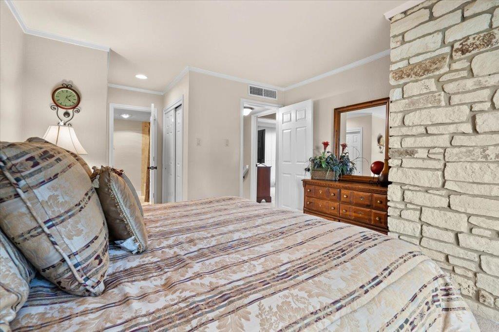 176 World Of Tennis Sq, Lakeway, TX 78734