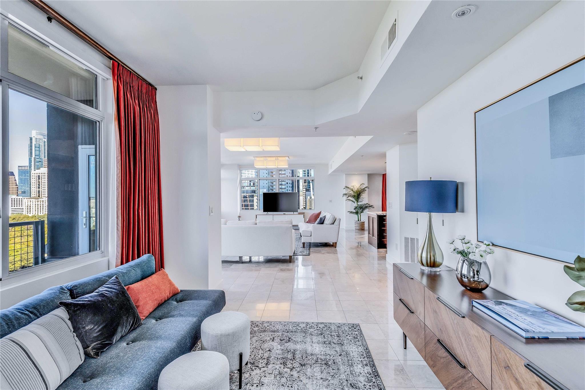 54 Rainey St # 1222, Austin, TX 78701