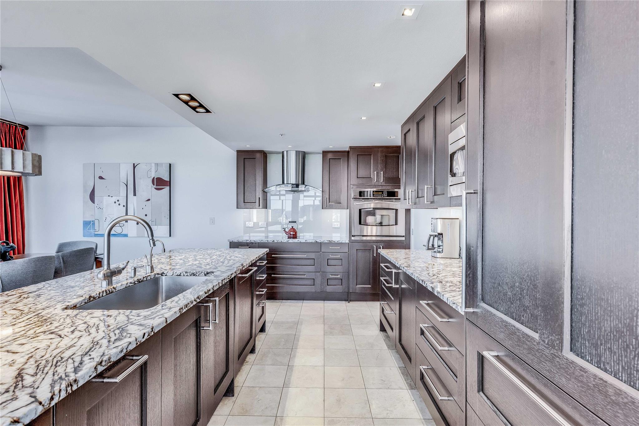 54 Rainey St # 1222, Austin, TX 78701