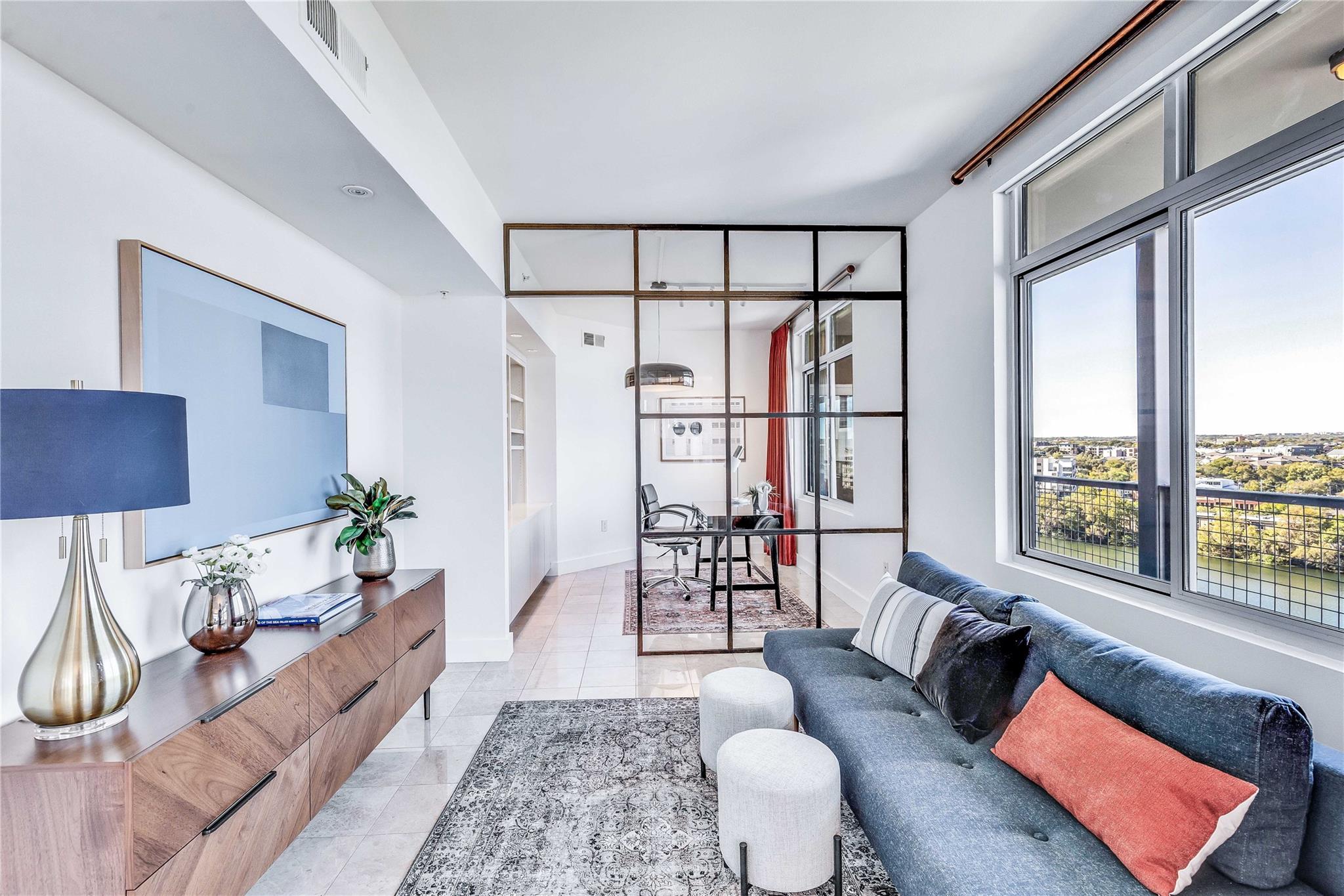 54 Rainey St # 1222, Austin, TX 78701