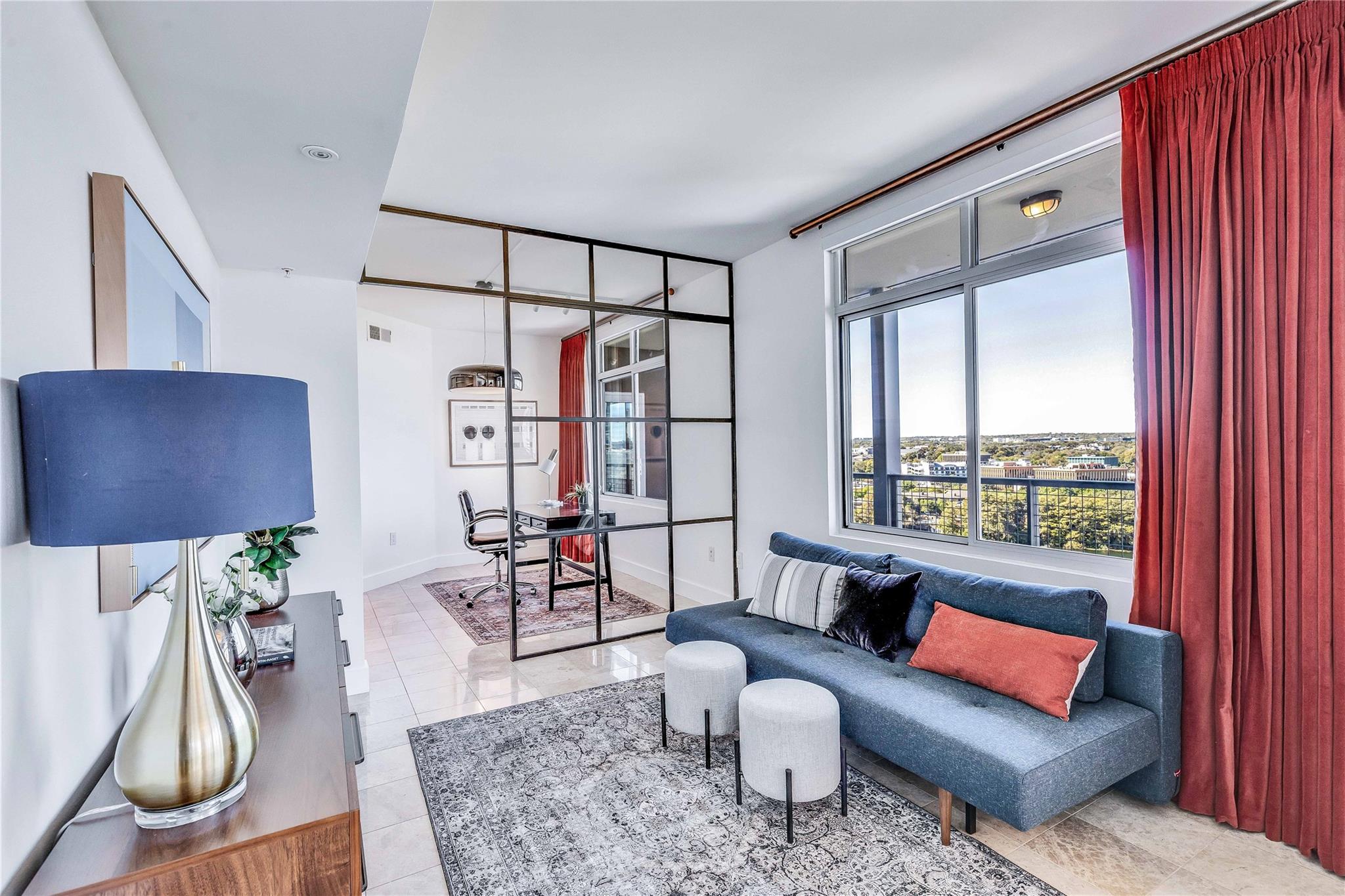 54 Rainey St # 1222, Austin, TX 78701