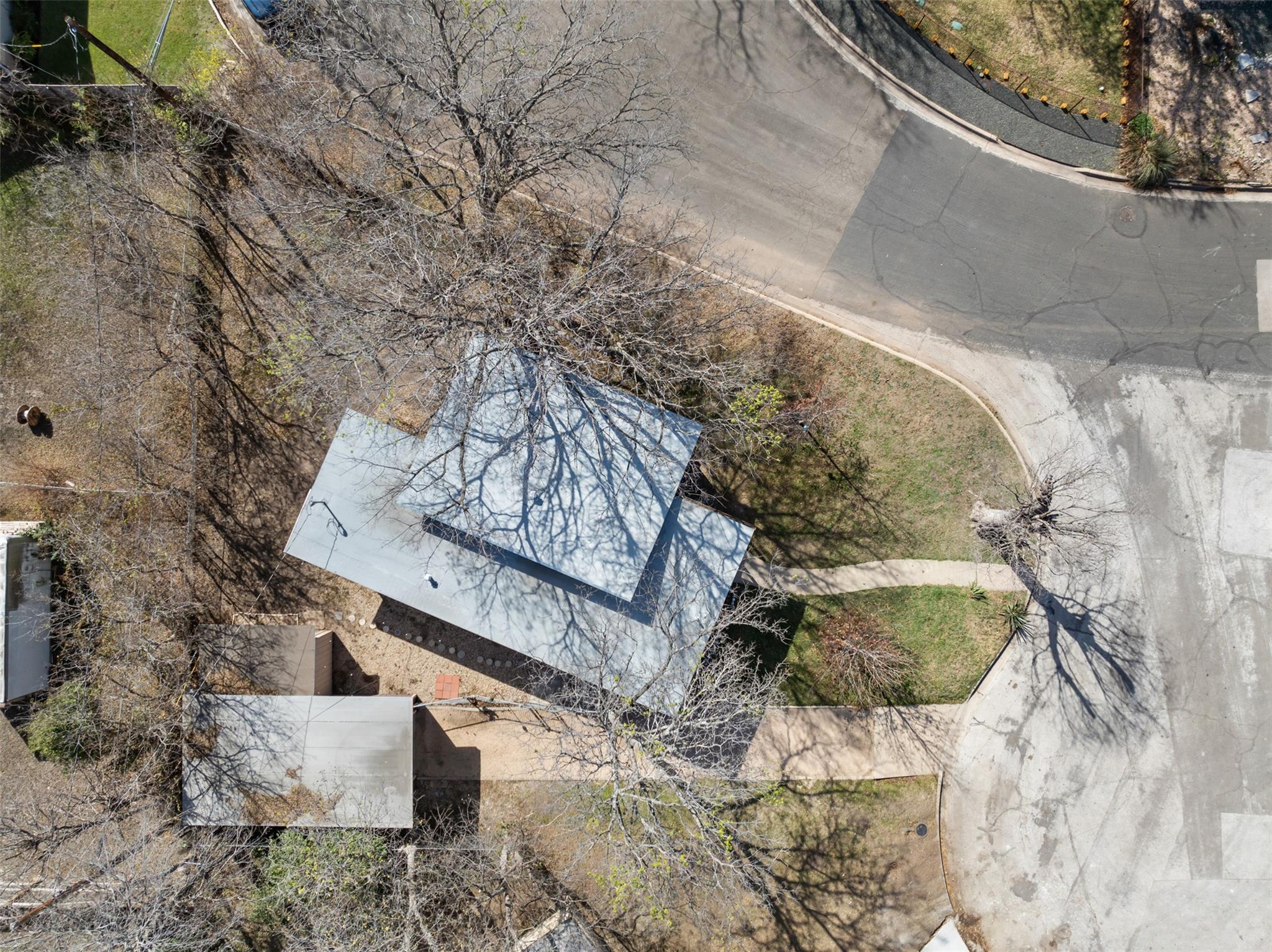 1300 Harriet Ct, Austin, TX 78756