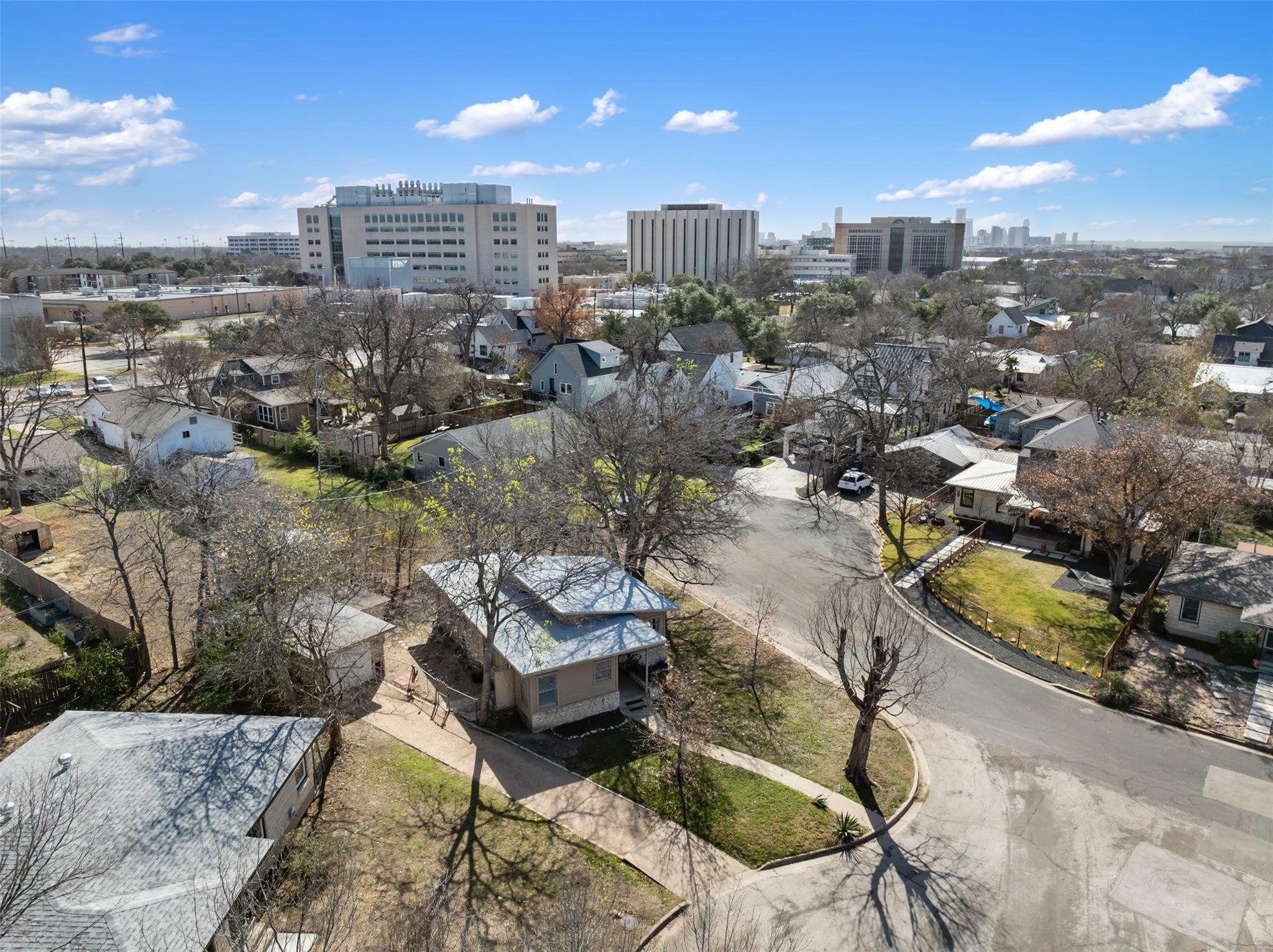 1300 Harriet Ct, Austin, TX 78756