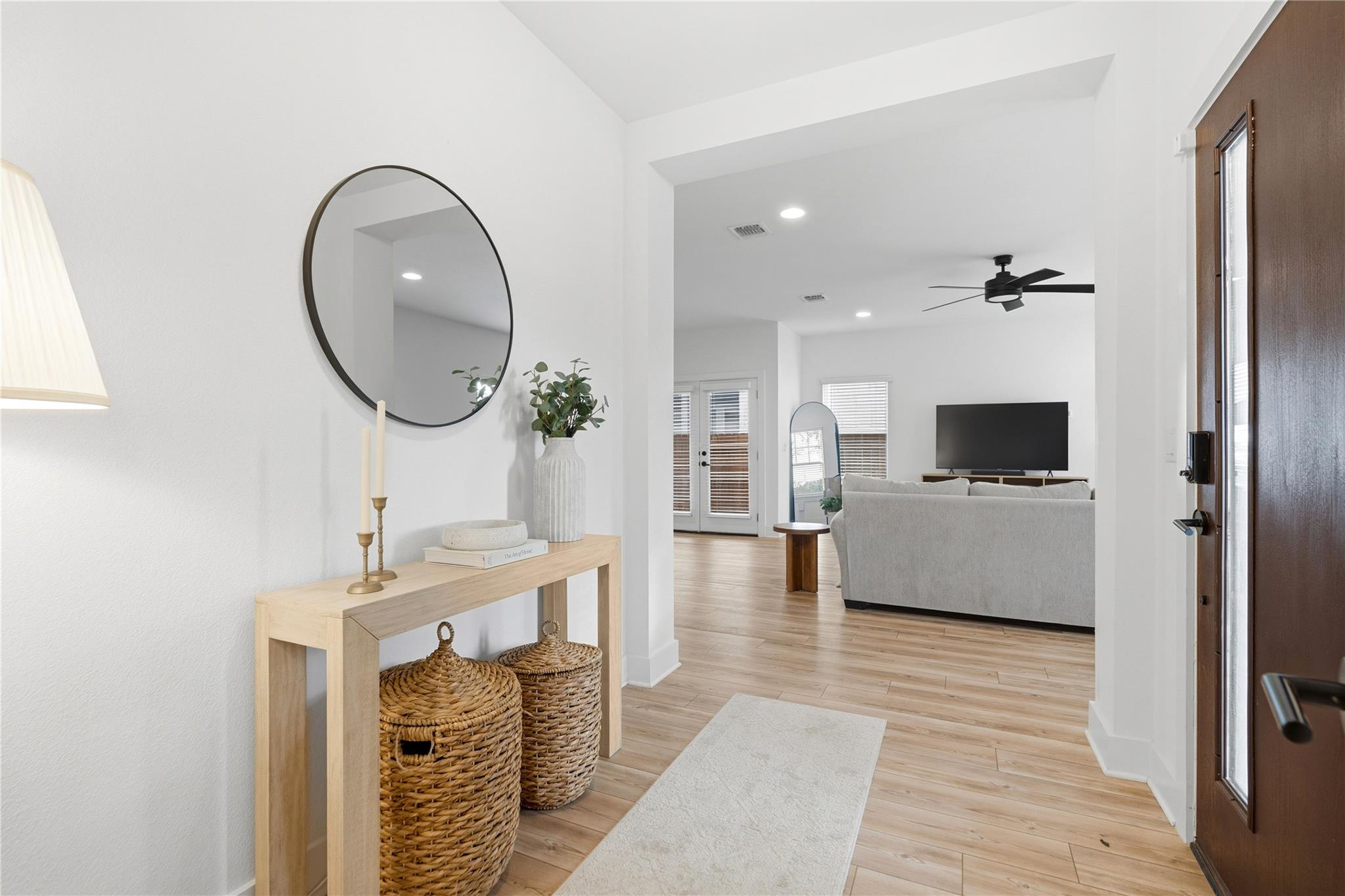 9115 Looksee Ln, Austin, TX 78744