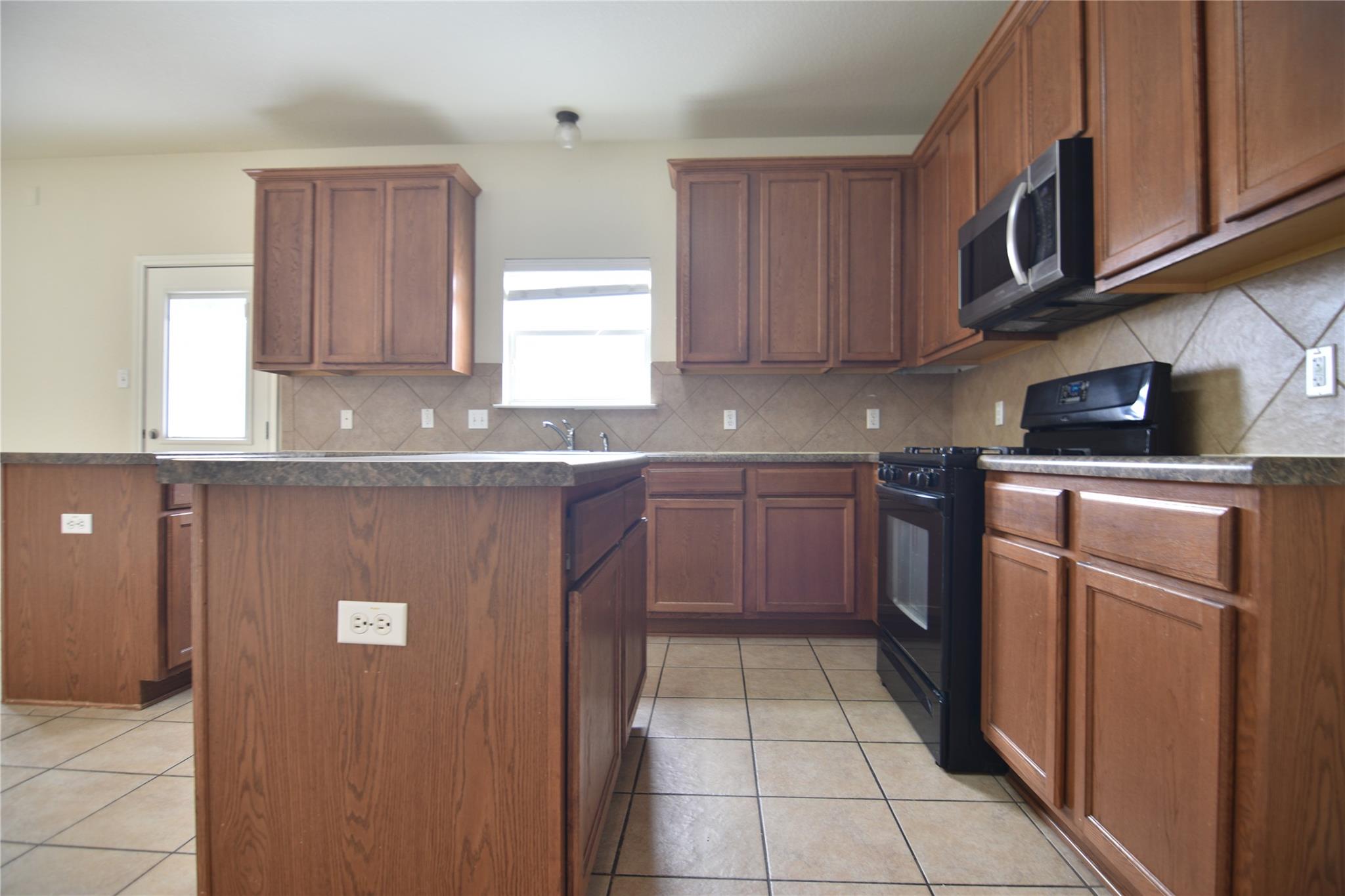 2413 Rachel Ct, Round Rock, TX 78664