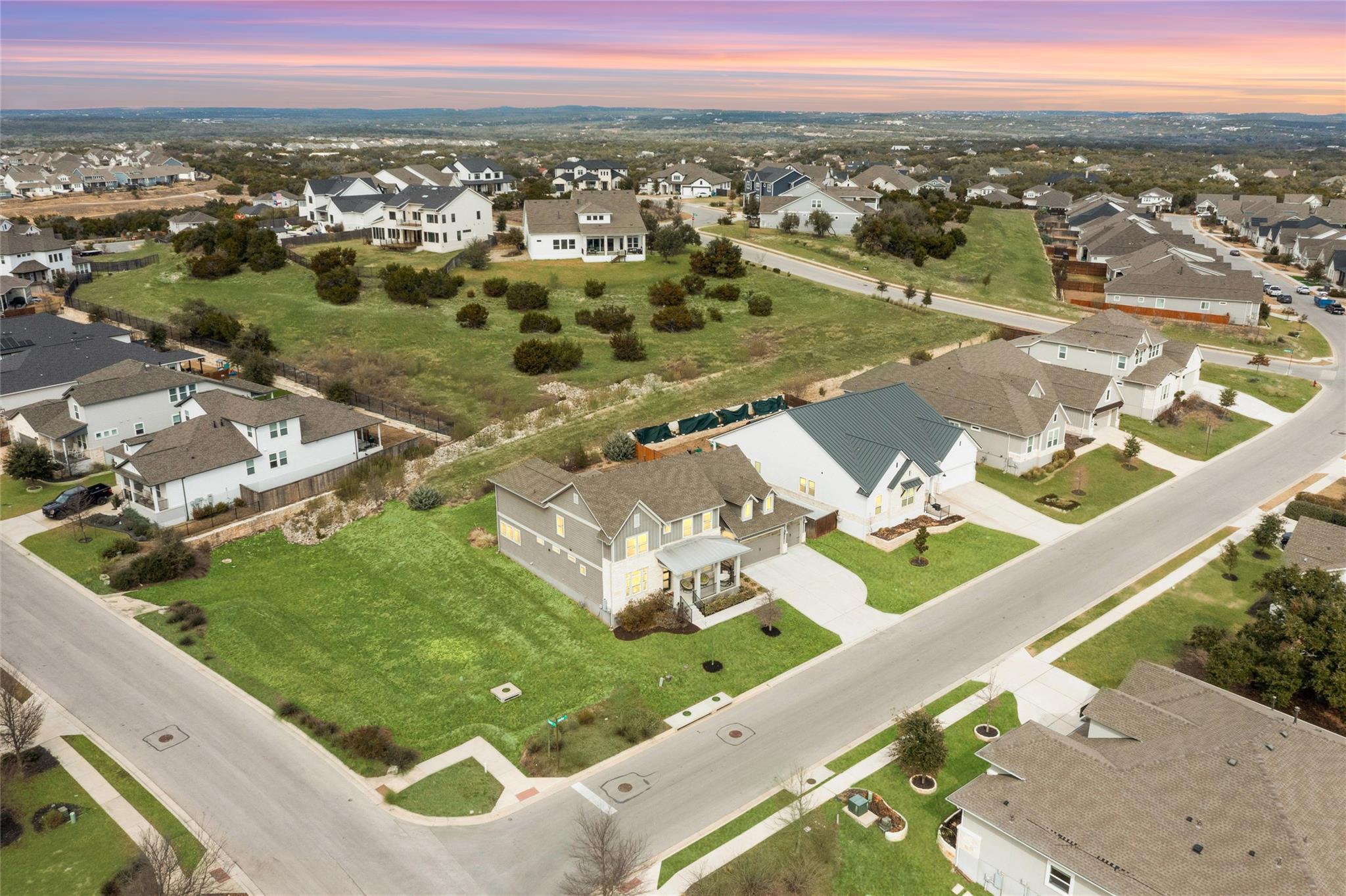 121 Starfire Dr, Dripping Springs, TX 78620