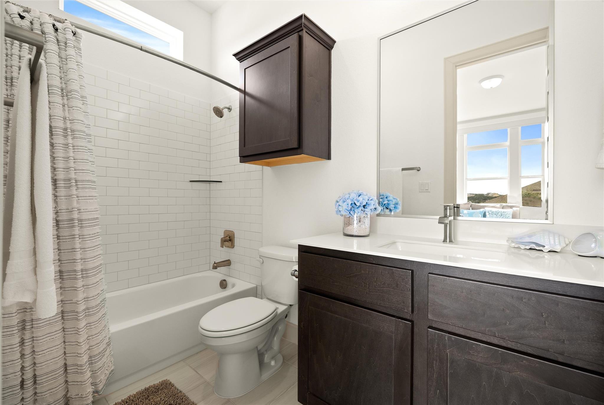 121 Starfire Dr, Dripping Springs, TX 78620