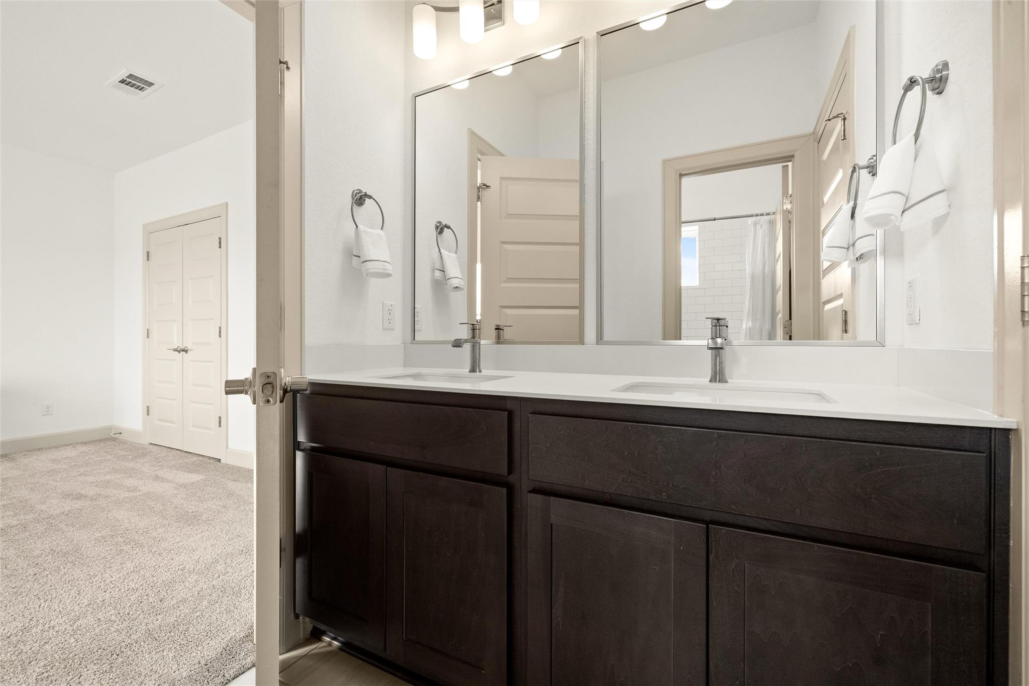 121 Starfire Dr, Dripping Springs, TX 78620