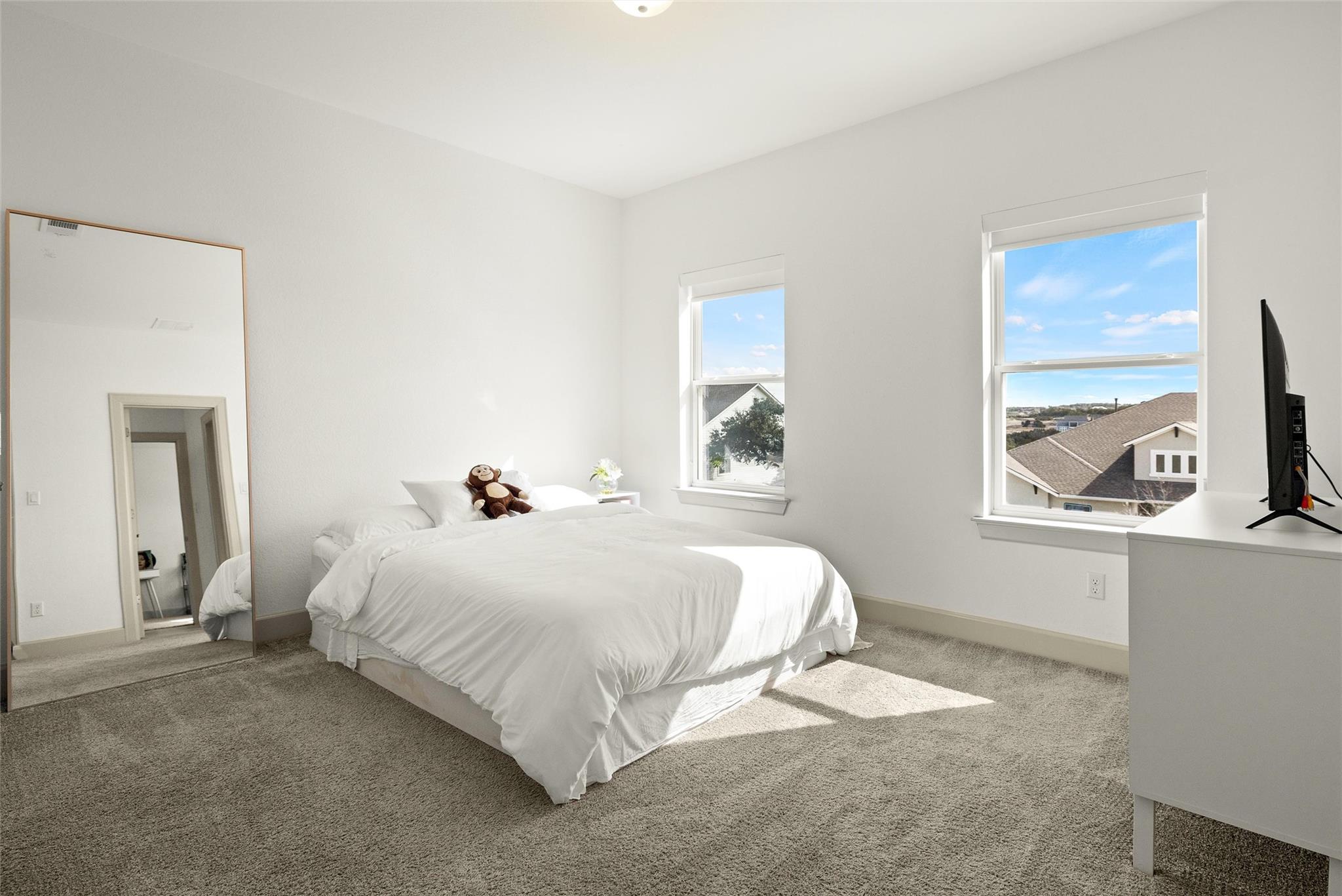 121 Starfire Dr, Dripping Springs, TX 78620