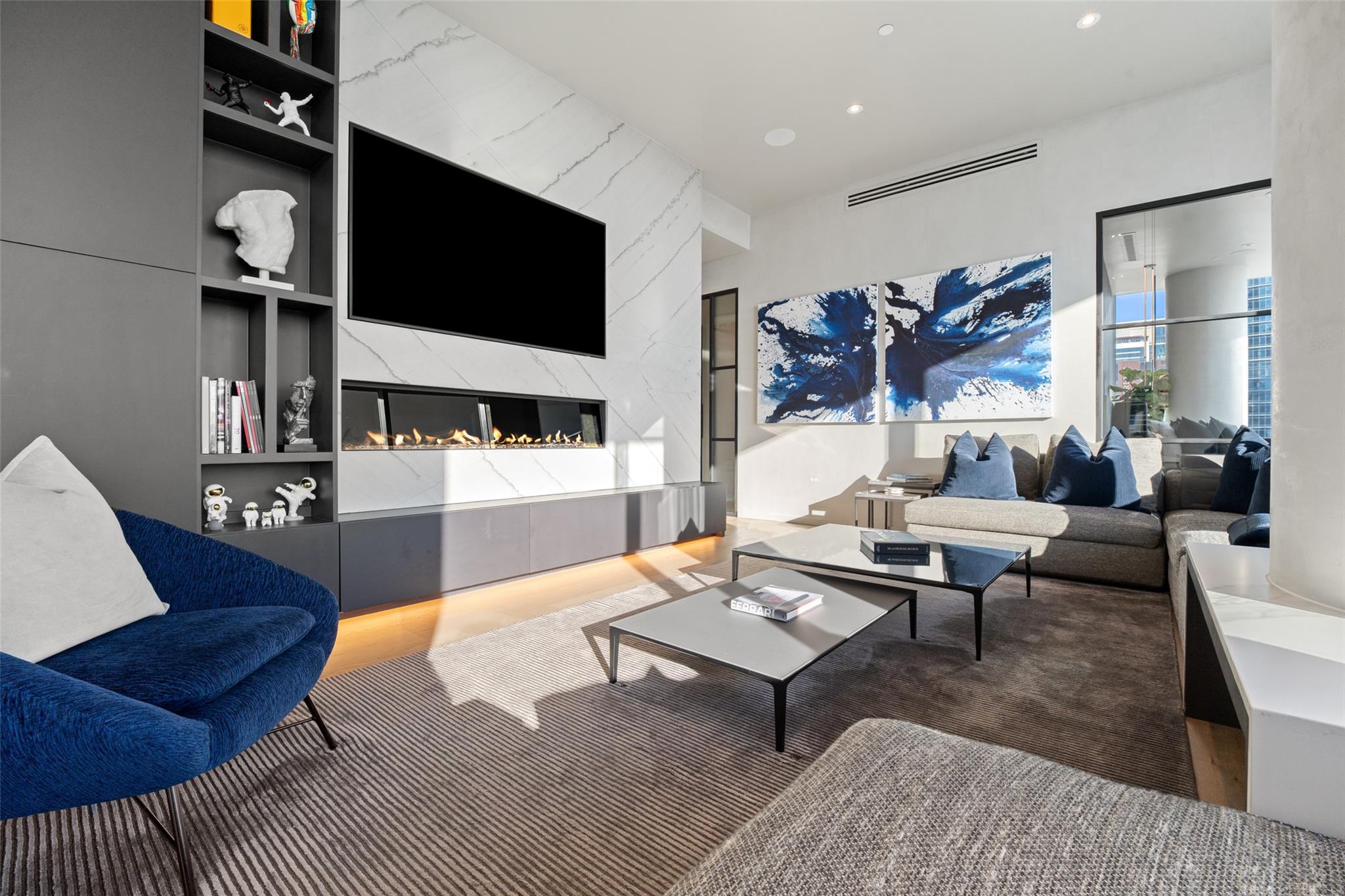 210 Lavaca St # 2301, Austin, TX 78701