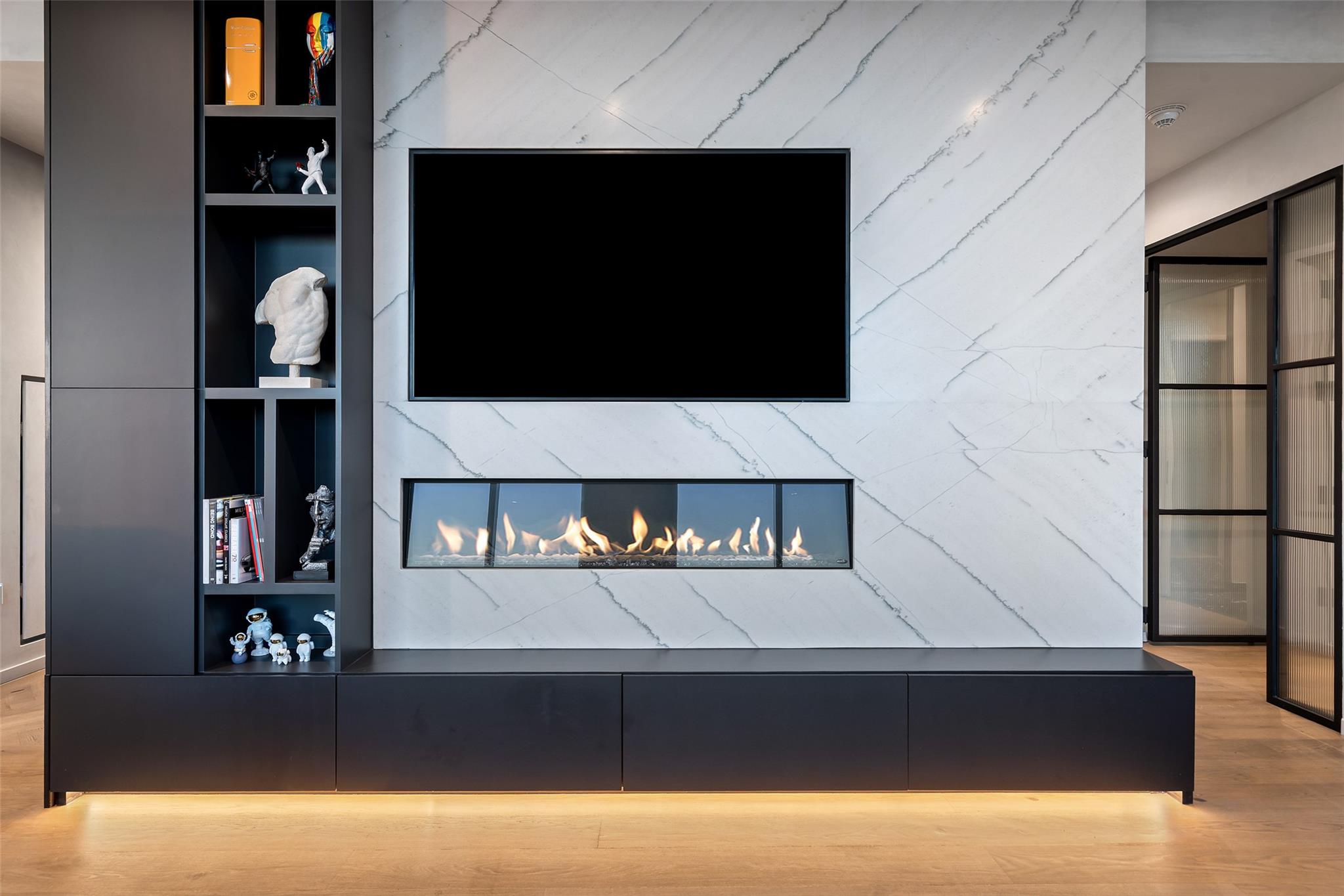 210 Lavaca St # 2301, Austin, TX 78701