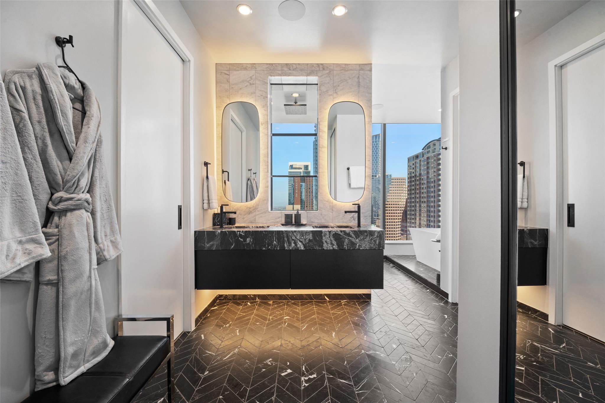 210 Lavaca St # 2301, Austin, TX 78701