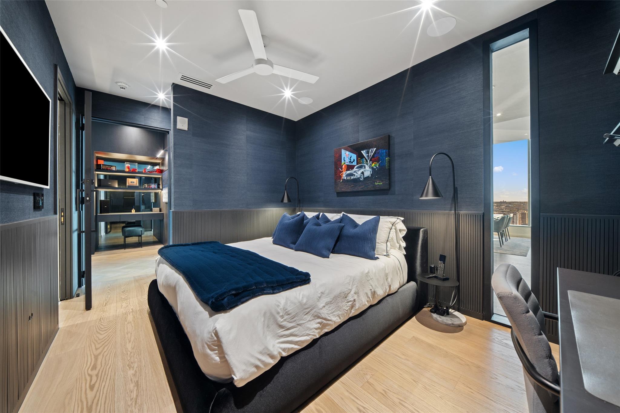 210 Lavaca St # 2301, Austin, TX 78701