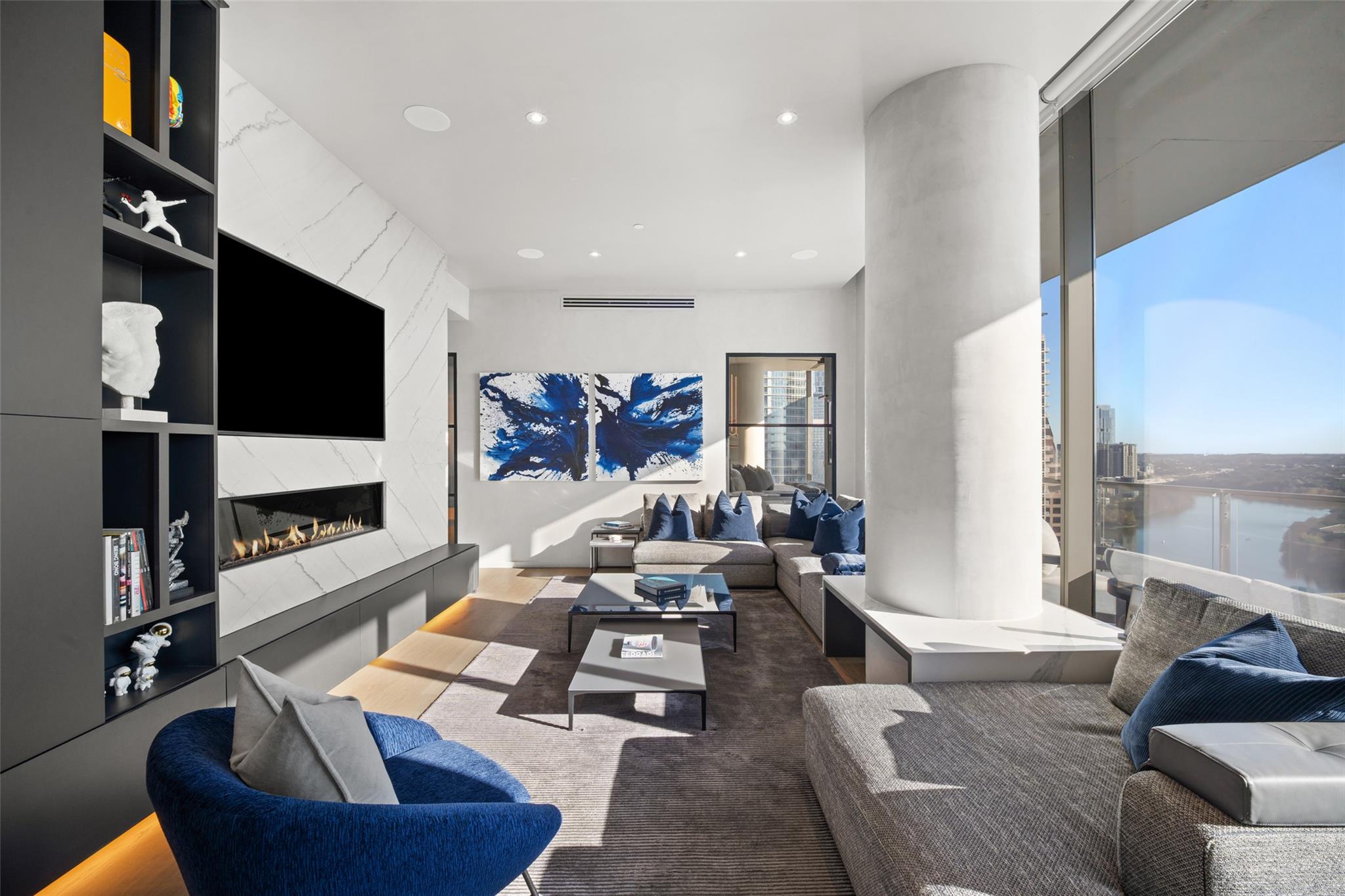 210 Lavaca St # 2301, Austin, TX 78701