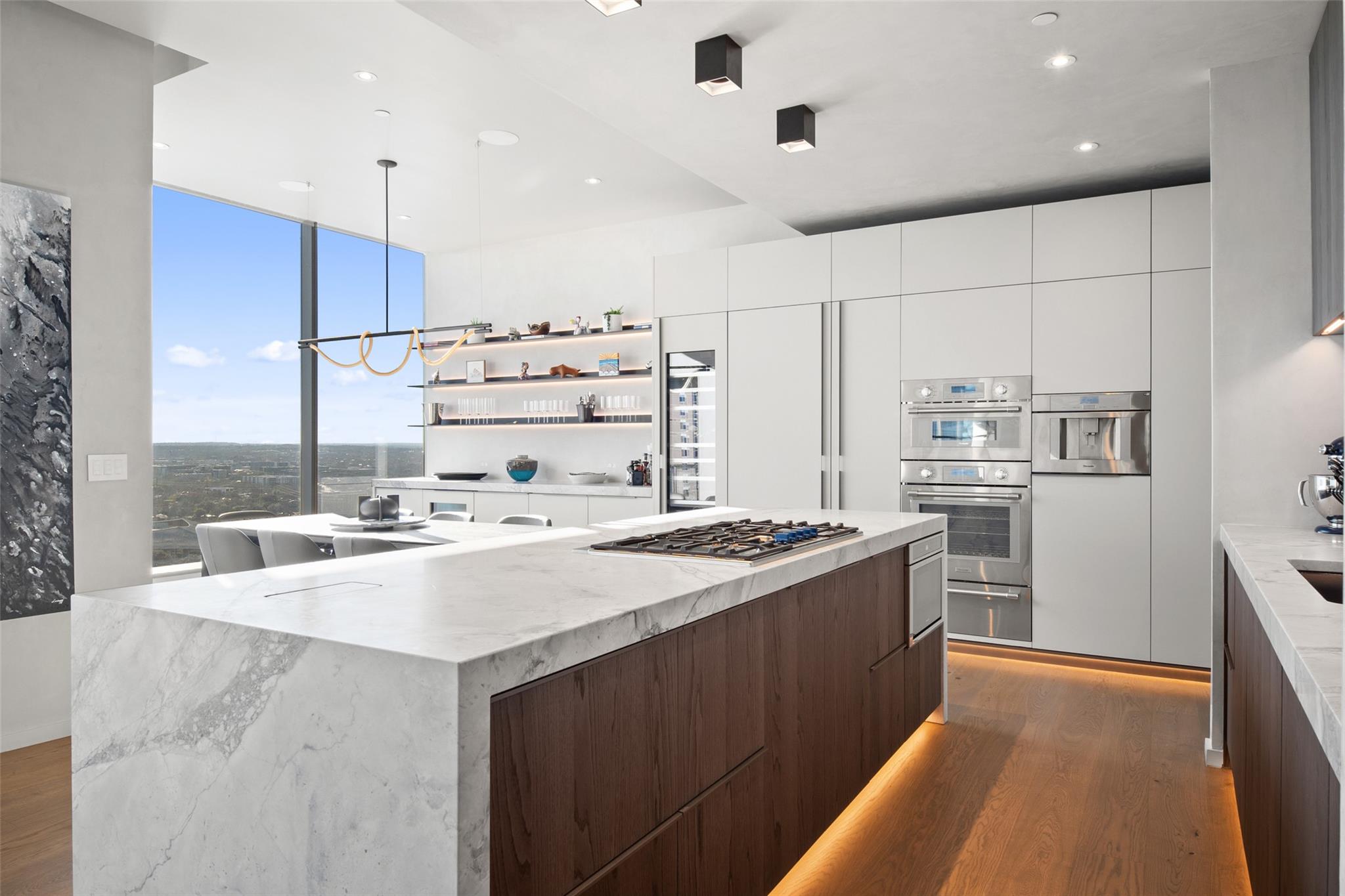 210 Lavaca St # 2301, Austin, TX 78701