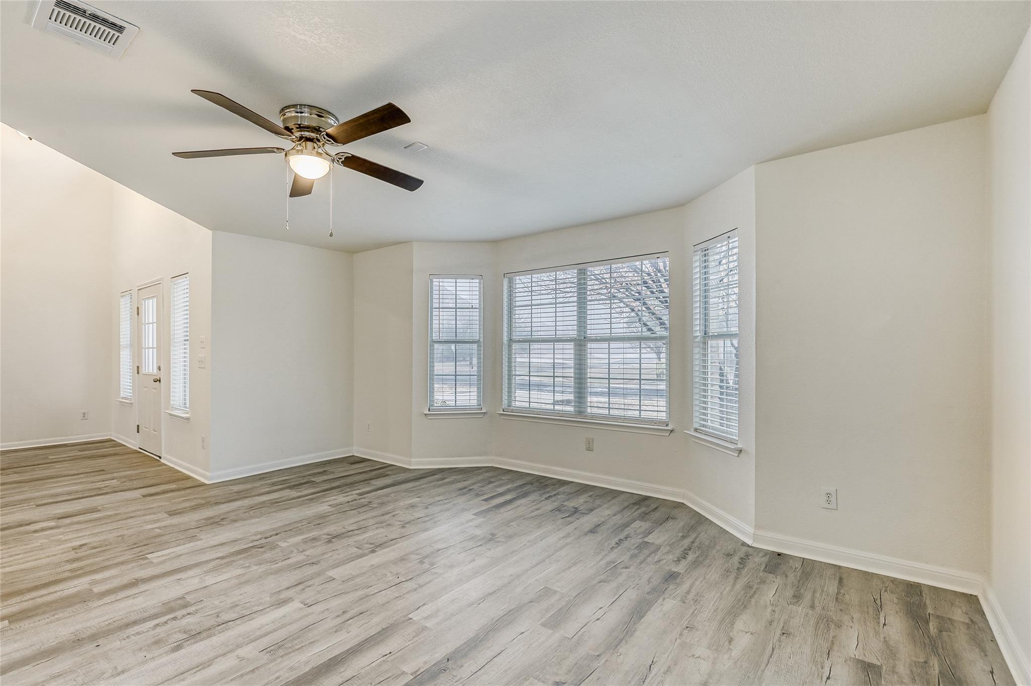 113 Silver Lace Ln, Round Rock, TX 78664