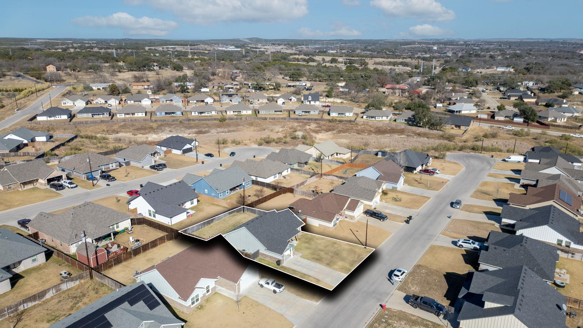 1135 Limestone Dr, Lampasas, TX 76550