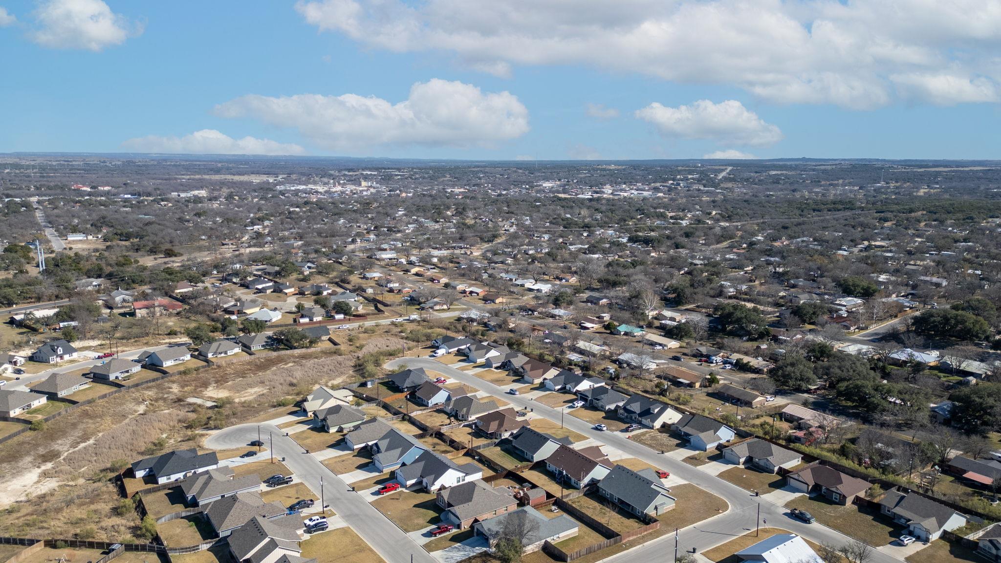 1135 Limestone Dr, Lampasas, TX 76550