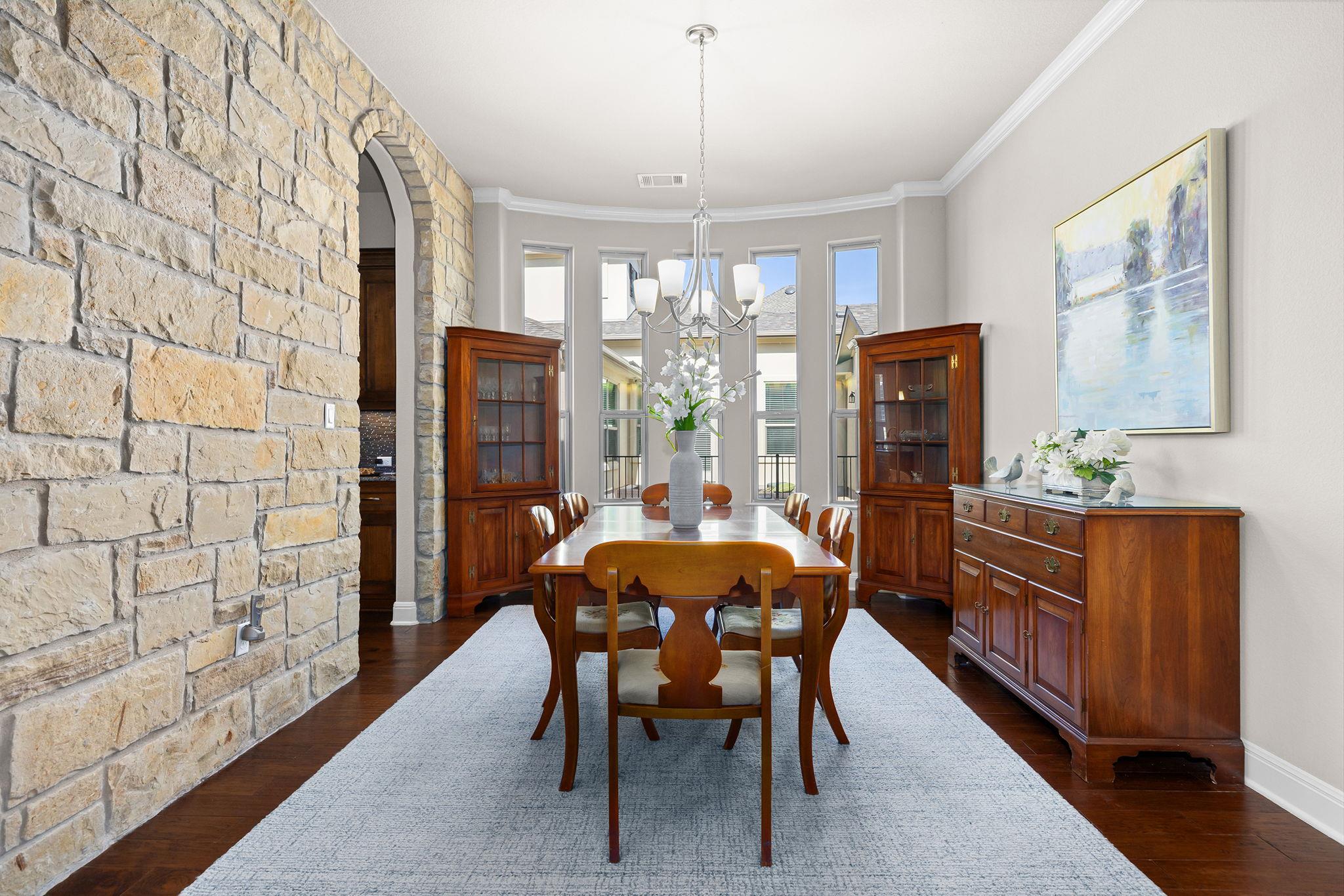 2405 Legend Trl, Leander, TX 78641