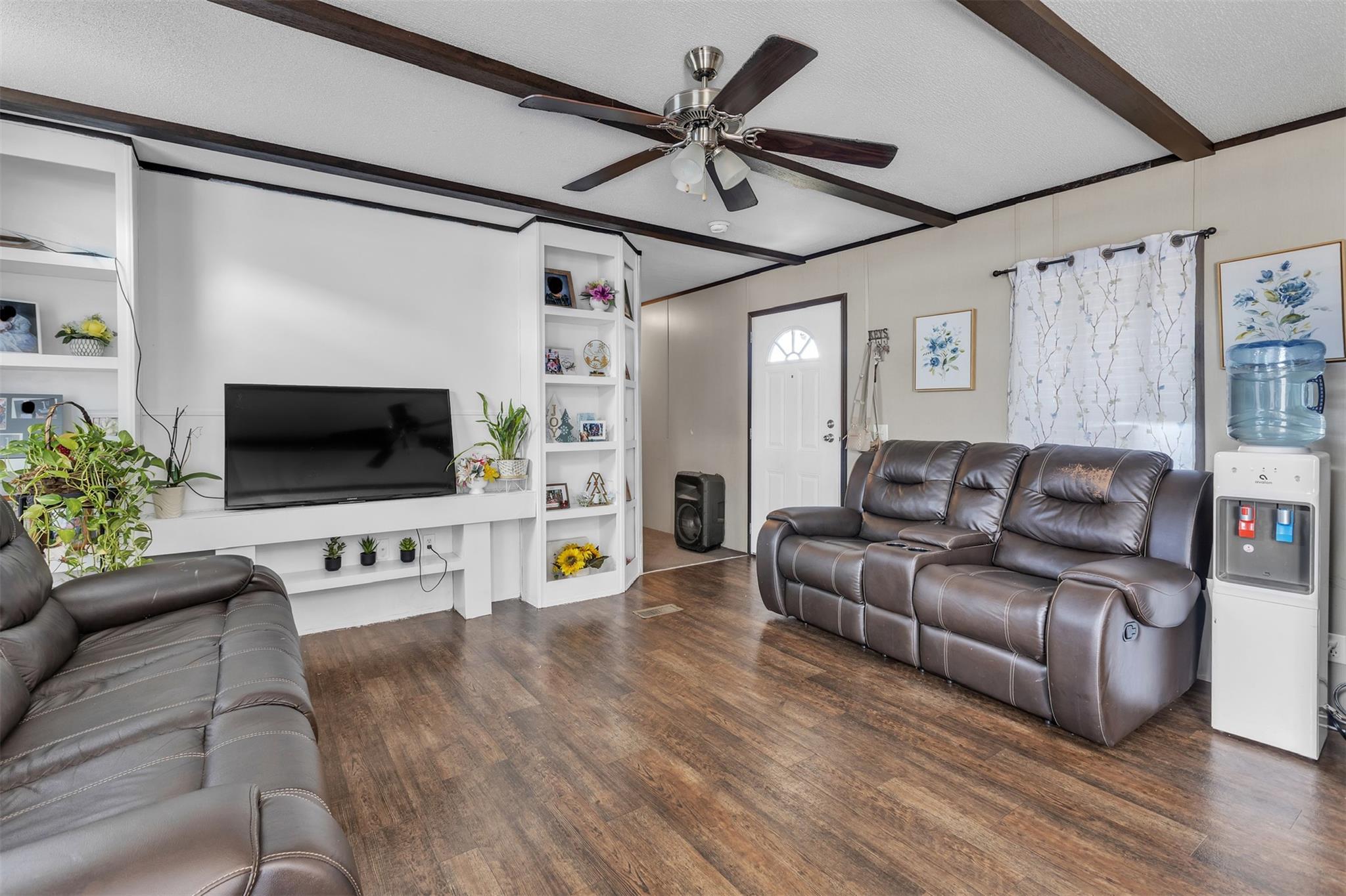 815 Rustler Pass, Kyle, TX 78640