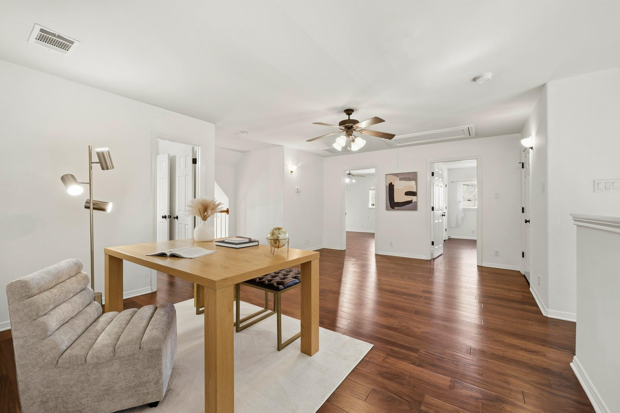 910 Vanguard St, Austin, TX 78734