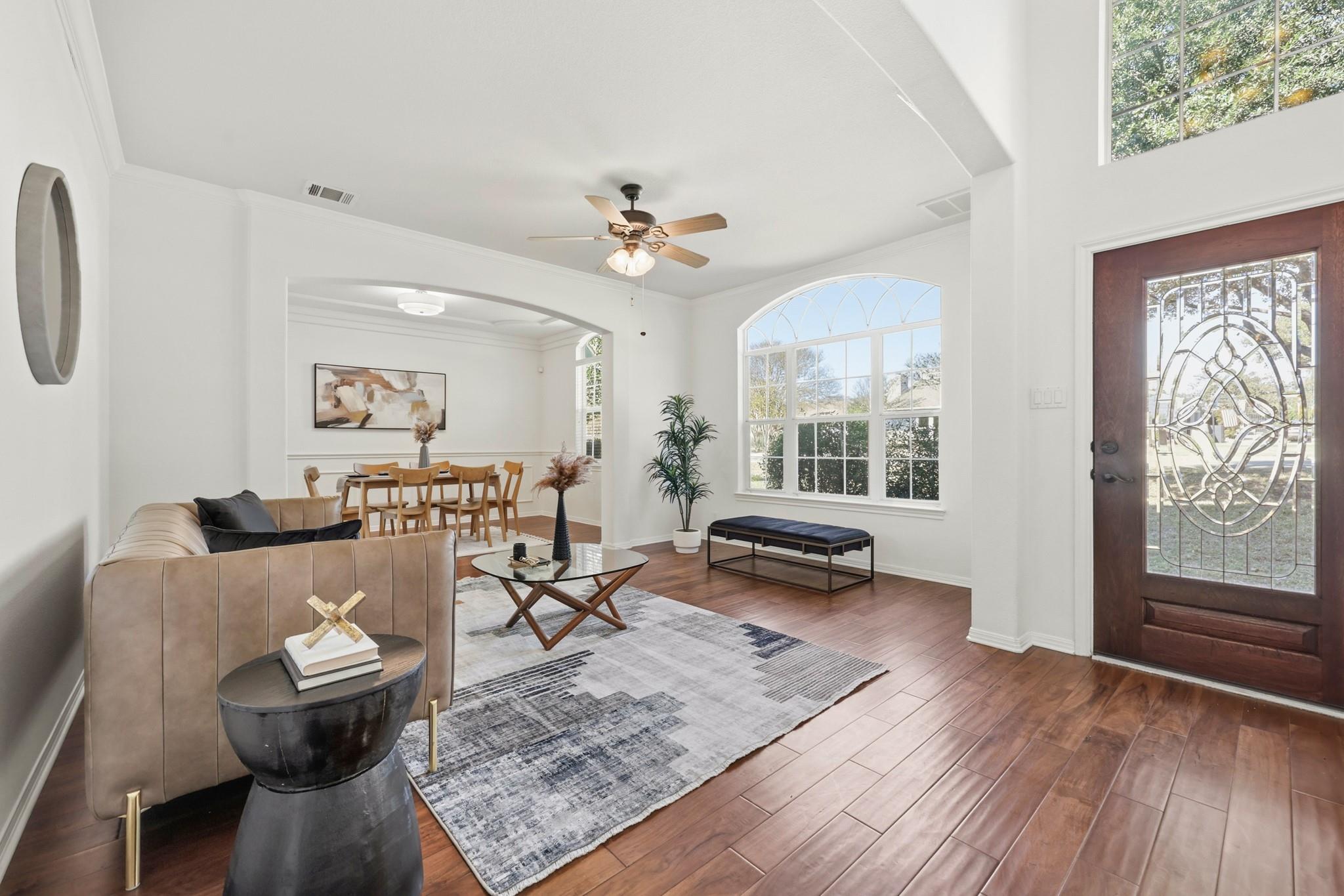 910 Vanguard St, Austin, TX 78734