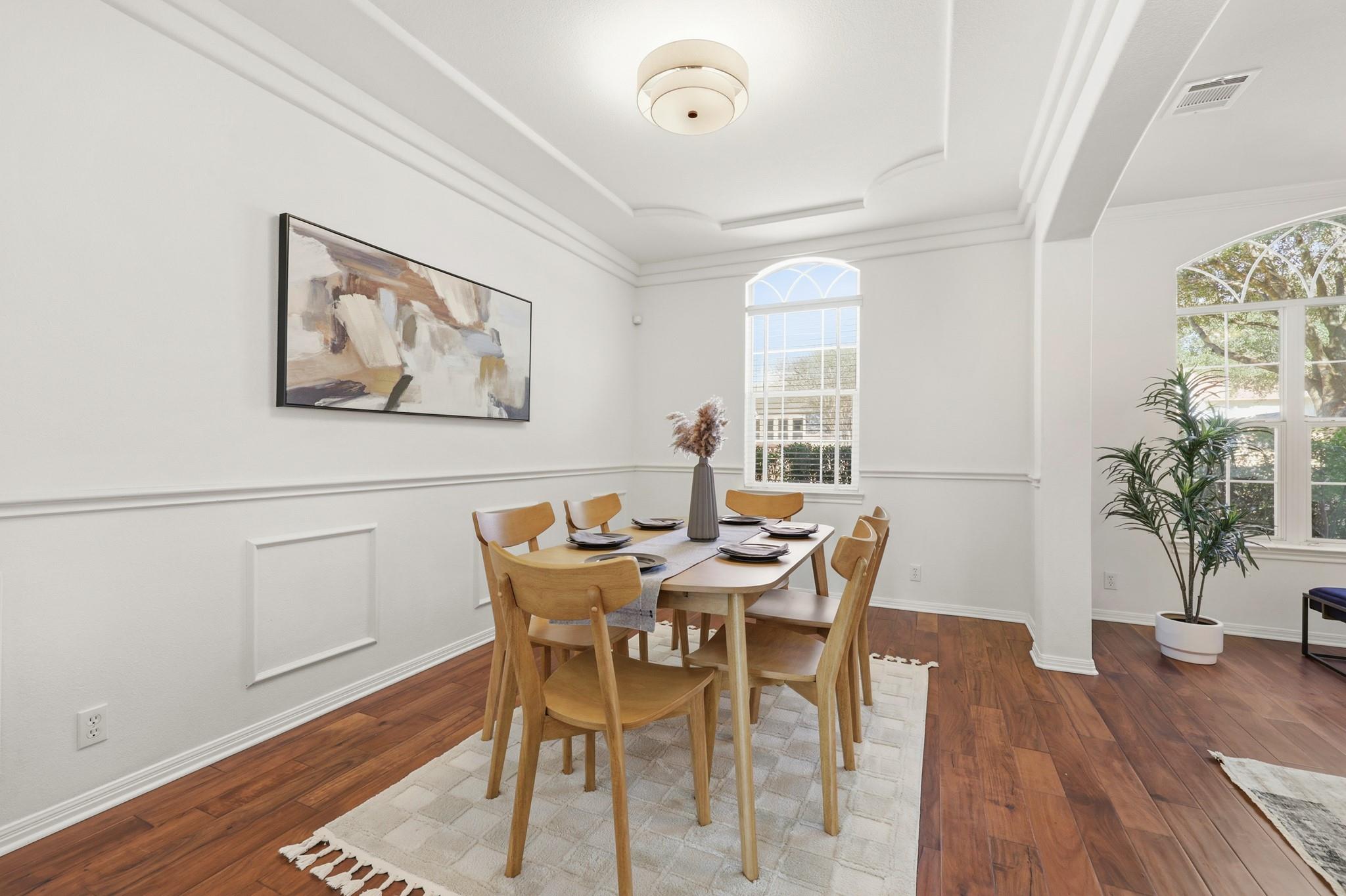 910 Vanguard St, Austin, TX 78734