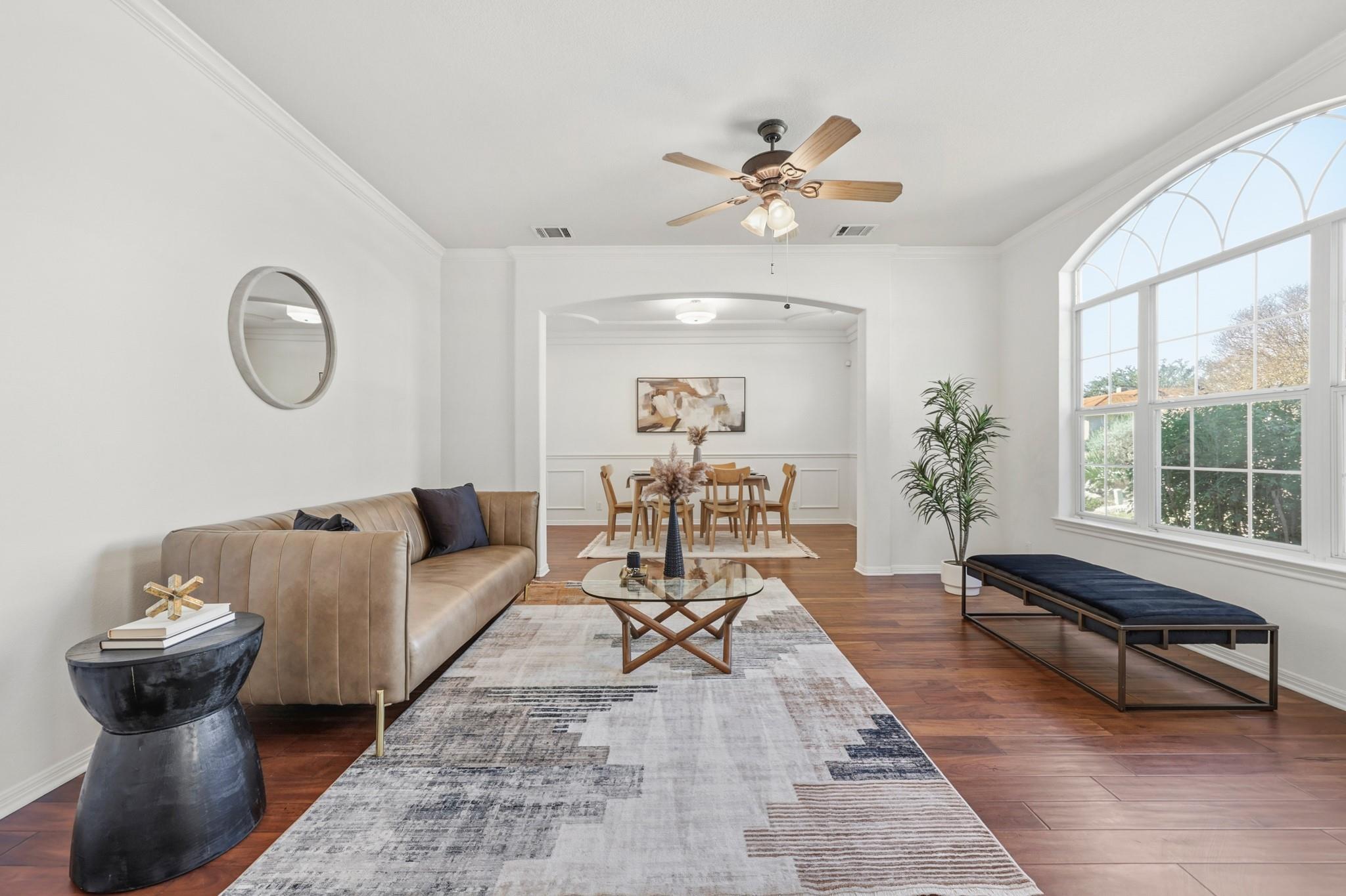 910 Vanguard St, Austin, TX 78734