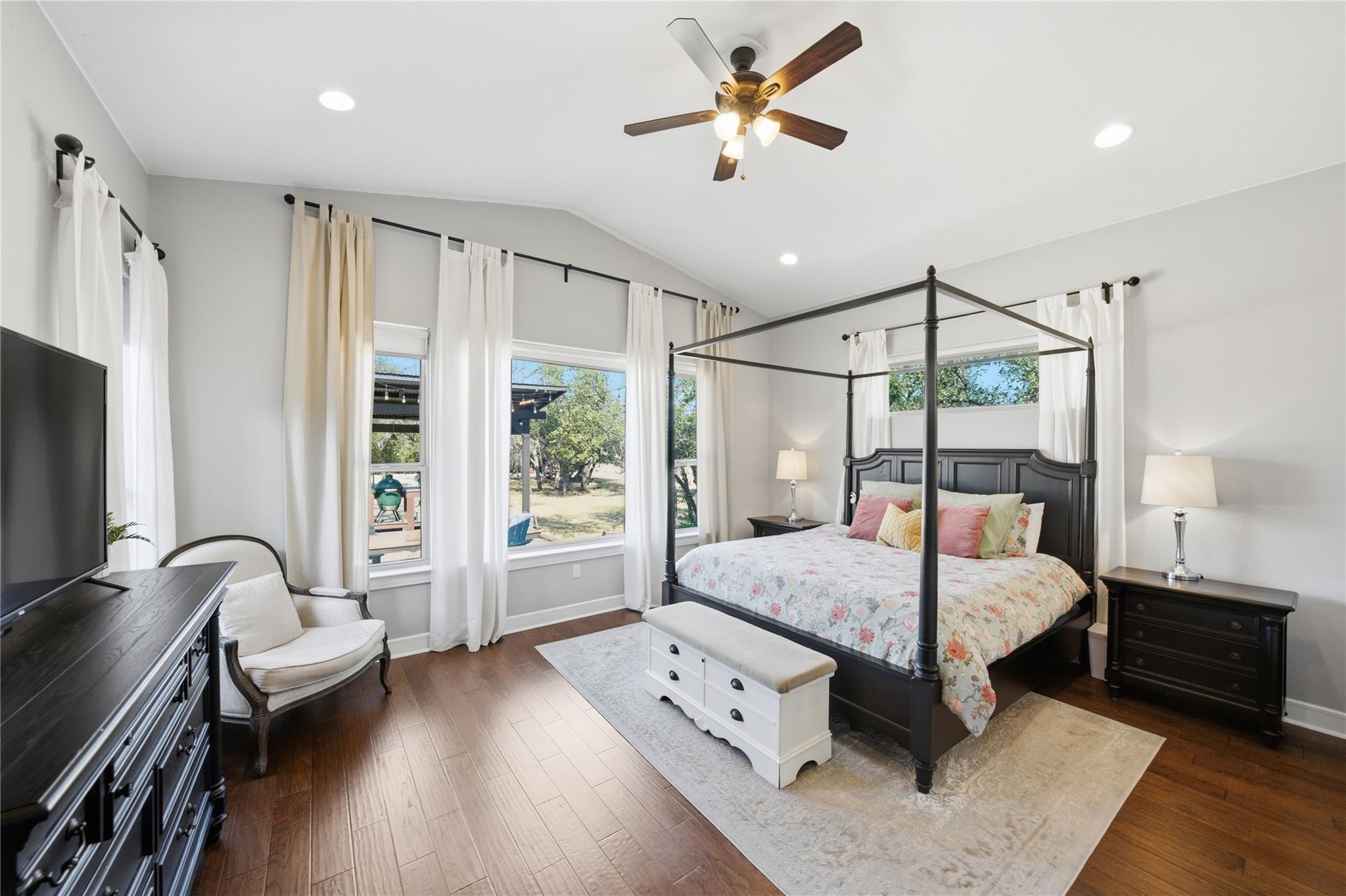 150 County Road 220, Florence, TX 76527