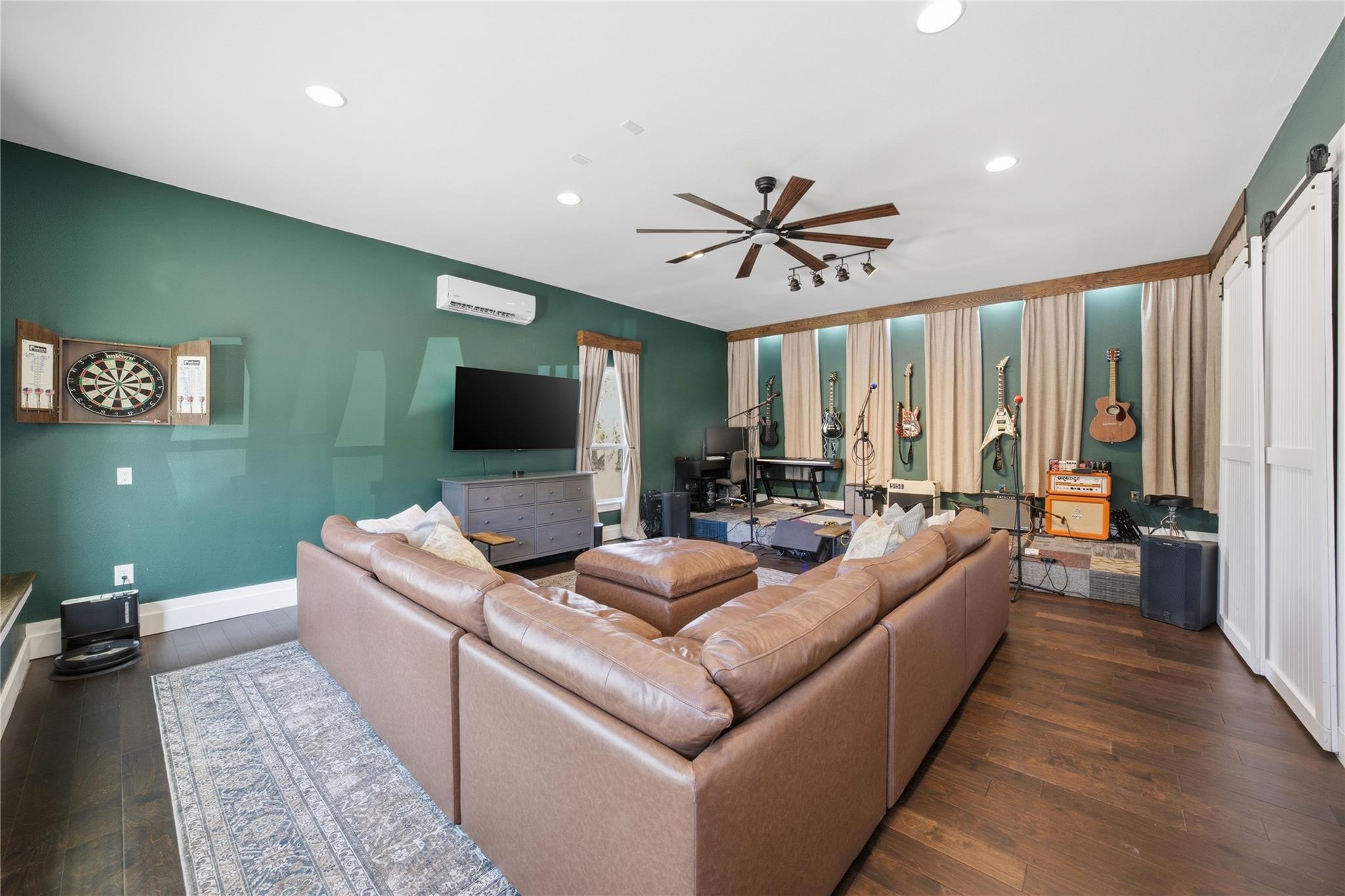 150 County Road 220, Florence, TX 76527