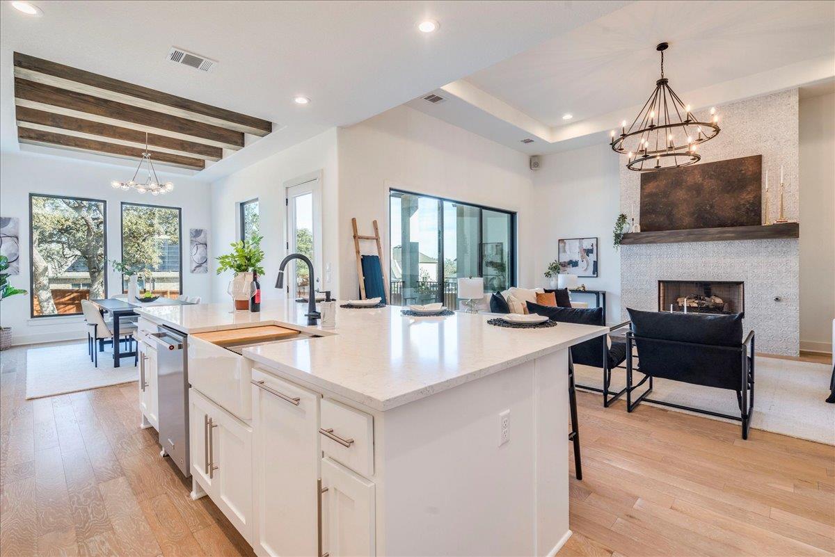 218 Premier Park Loop, Dripping Springs, TX 78620