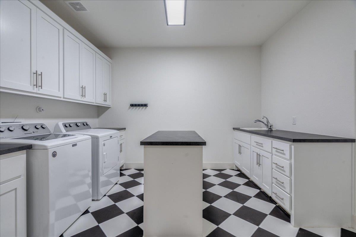 218 Premier Park Loop, Dripping Springs, TX 78620