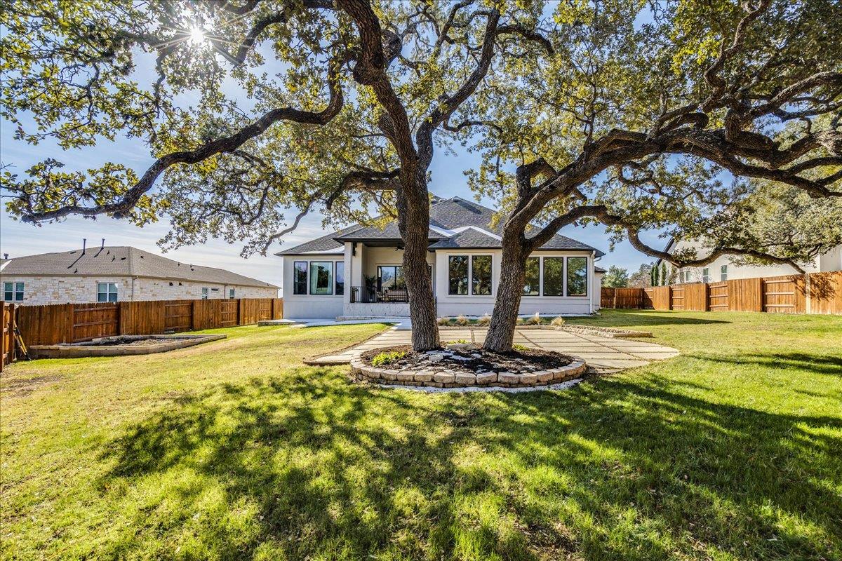 218 Premier Park Loop, Dripping Springs, TX 78620