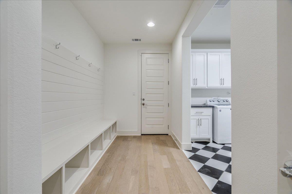 218 Premier Park Loop, Dripping Springs, TX 78620