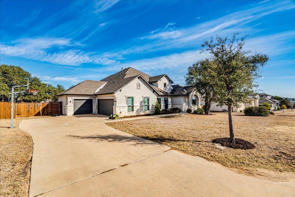 218 Premier Park Loop, Dripping Springs, TX 78620