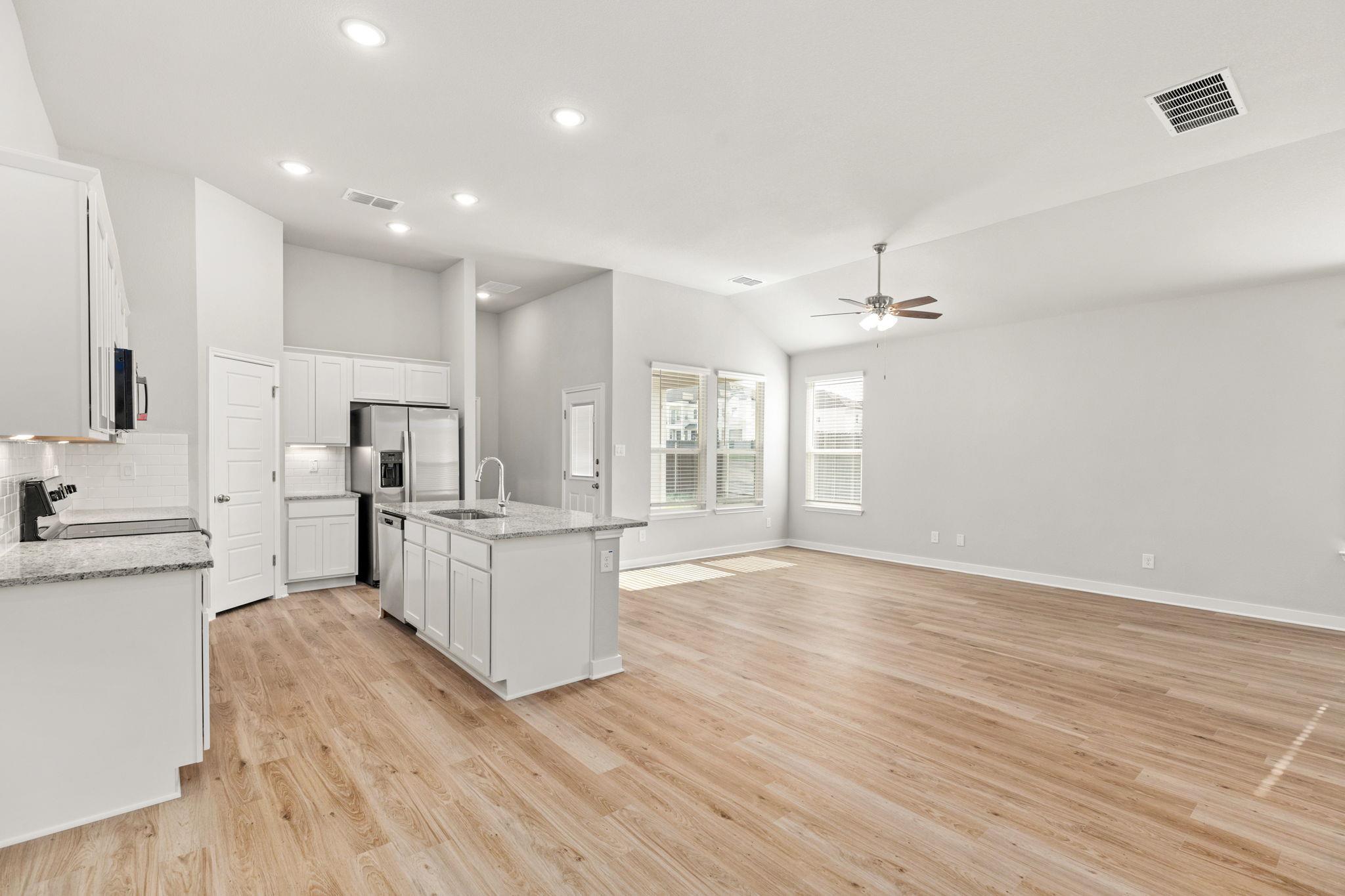 158 Schrader Dr # A, Buda, TX 78610