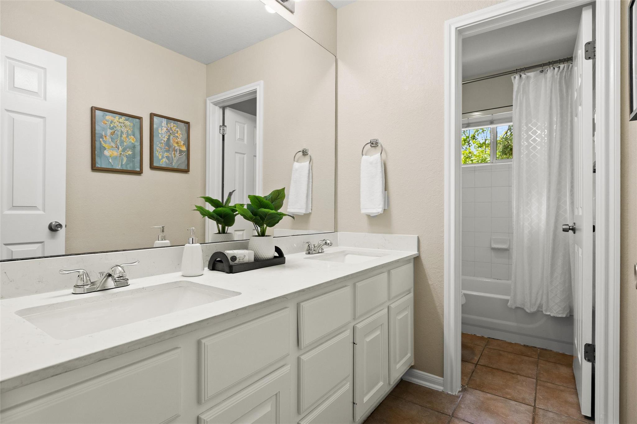 3416 Oxsheer Dr, Austin, TX 78732