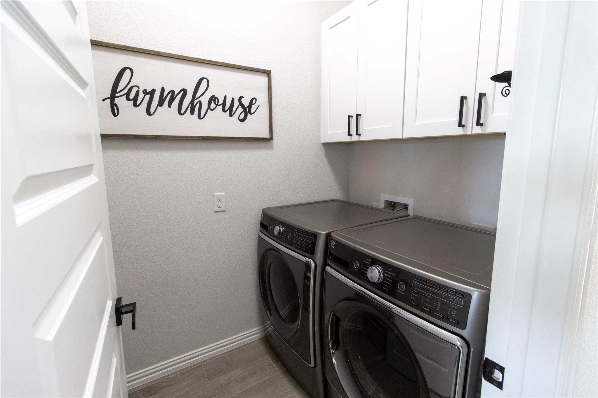 8011 Flintlock Cir, Lago Vista, TX 78645