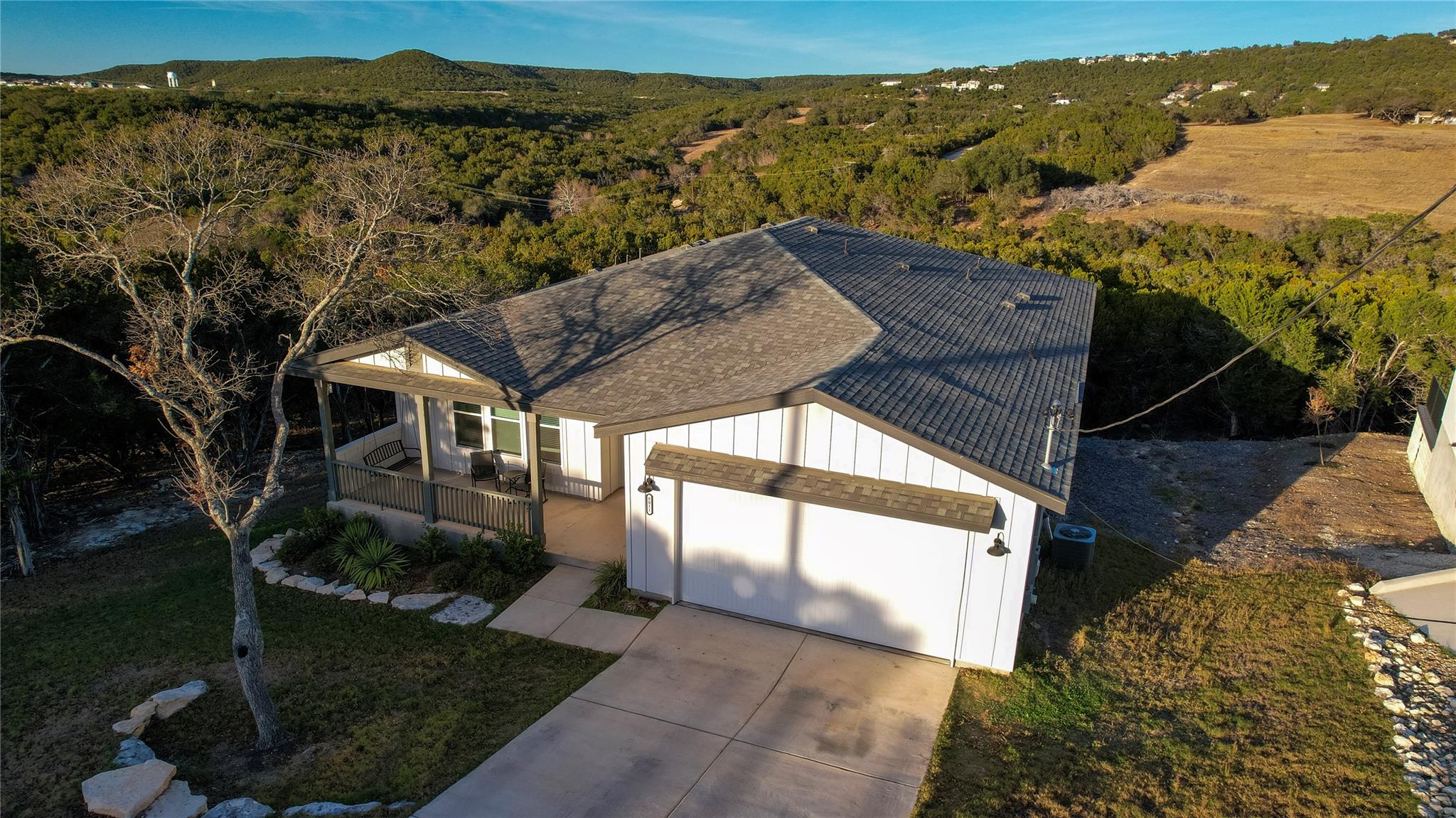 8011 Flintlock Cir, Lago Vista, TX 78645