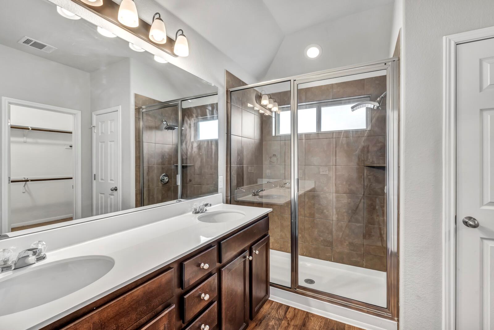 539 Merlin Ln, Leander, TX 78641