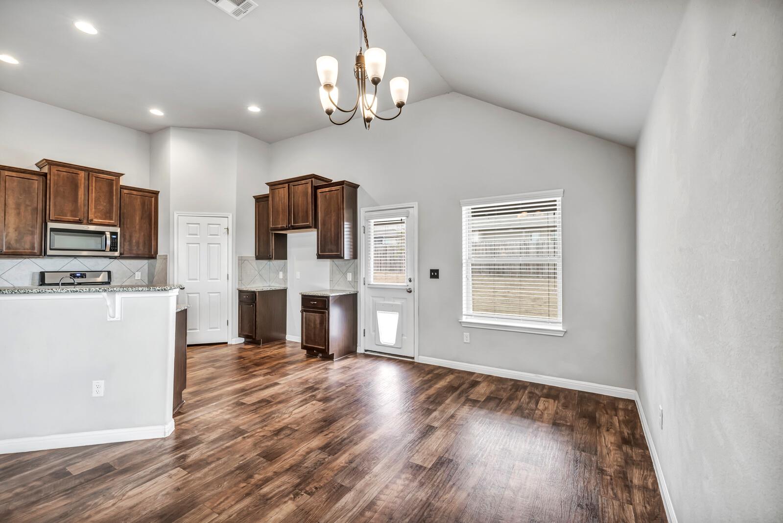 539 Merlin Ln, Leander, TX 78641