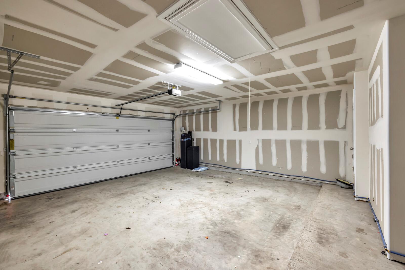 539 Merlin Ln, Leander, TX 78641