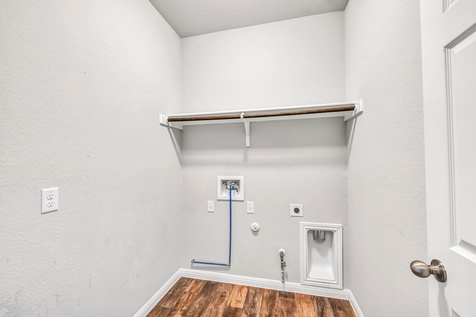 539 Merlin Ln, Leander, TX 78641