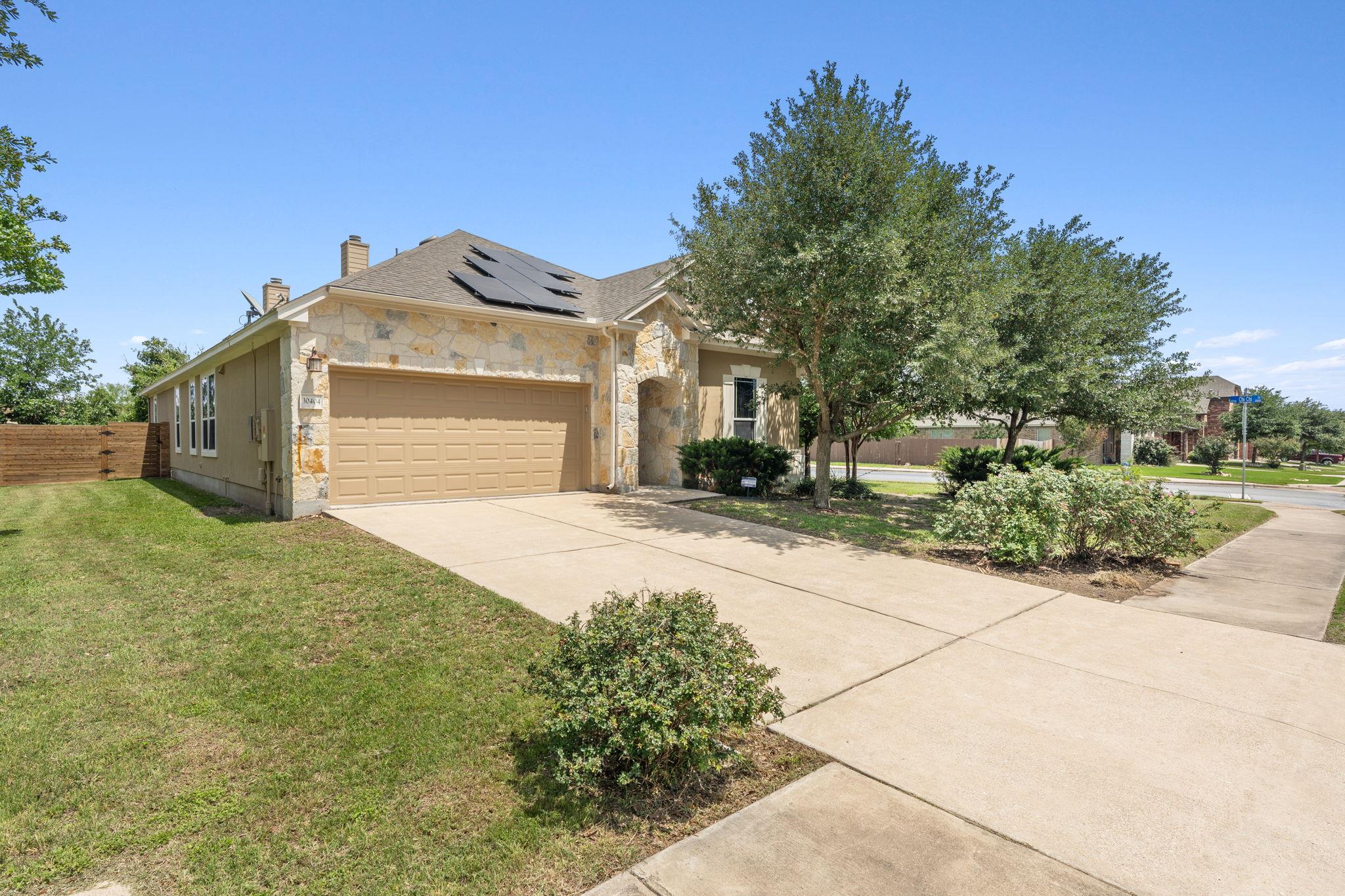 30404 Tiger Woods Dr, Georgetown, TX 78628
