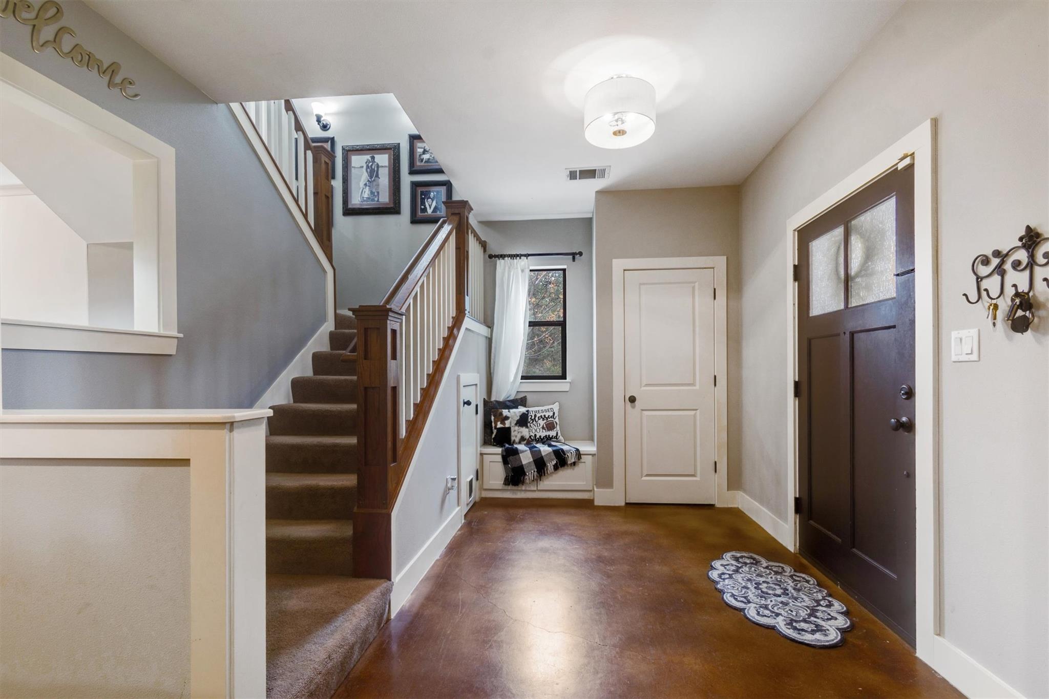 1400 N Cuernavaca Dr, Austin, TX 78733