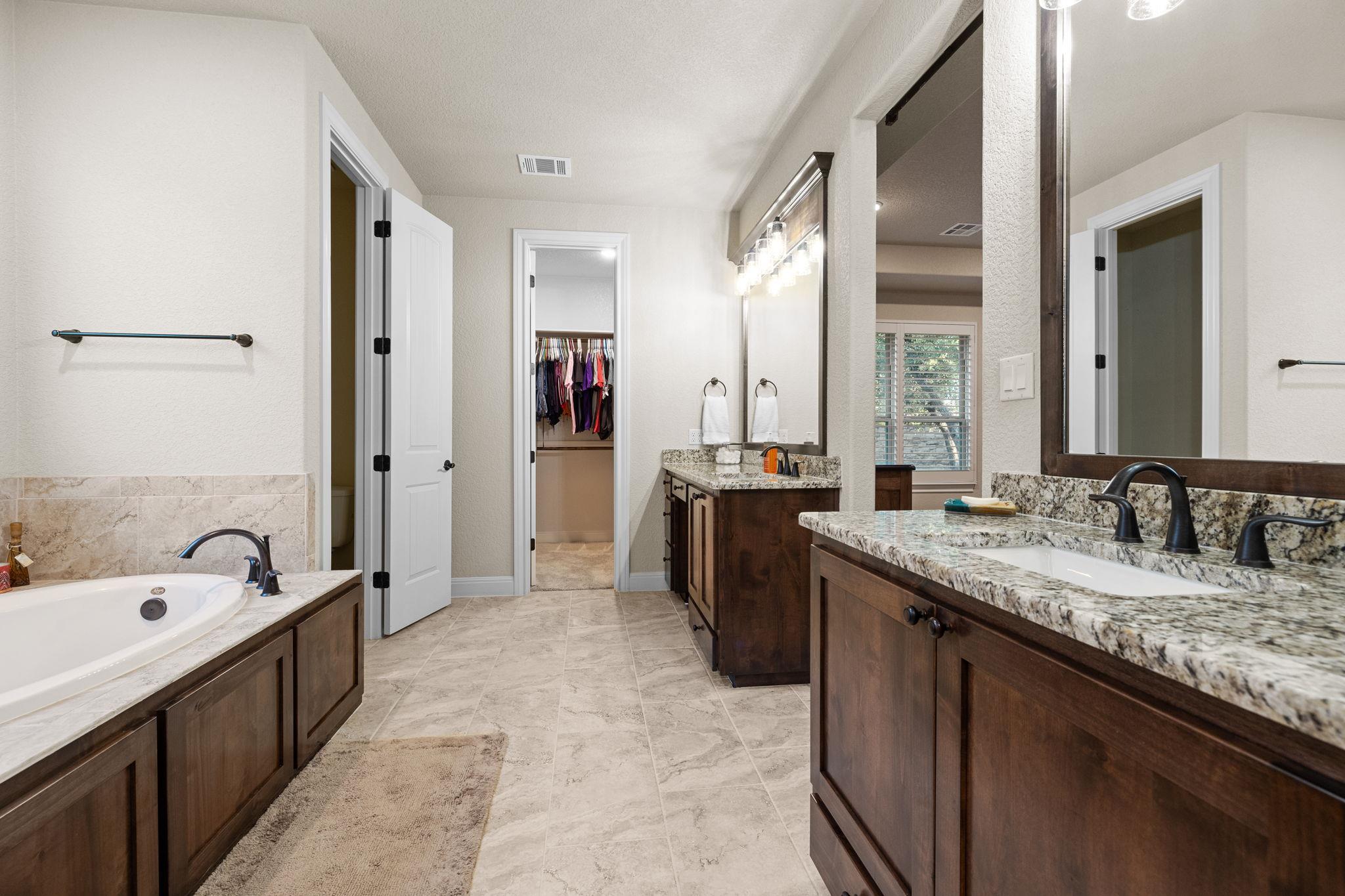 2760 Fishing Hole Cv, Leander, TX 78641