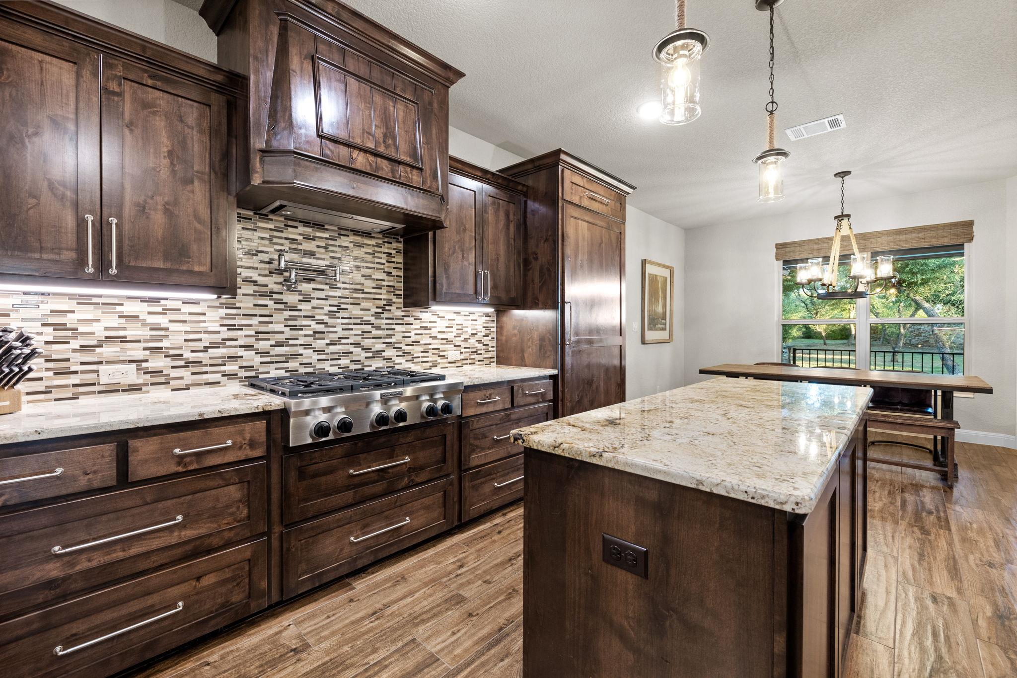 2760 Fishing Hole Cv, Leander, TX 78641